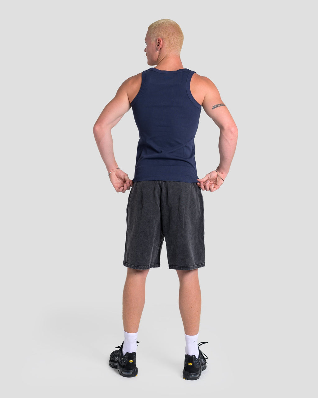 MEN'S KTP SQUARED NECK RIBBED TANK - NAVY