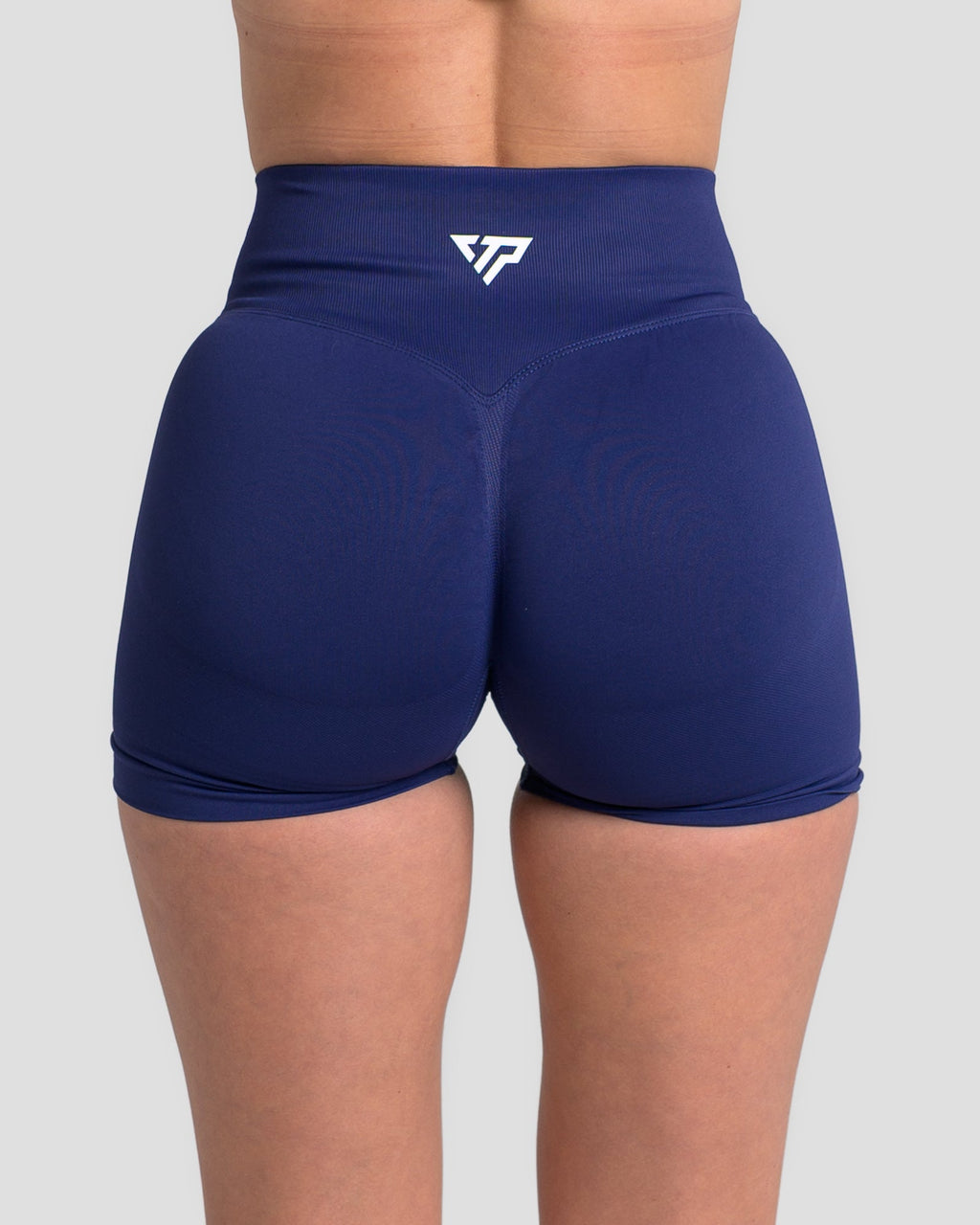 RECOIL HIGH WAIST SCRUNCH SHORTS - NAVY