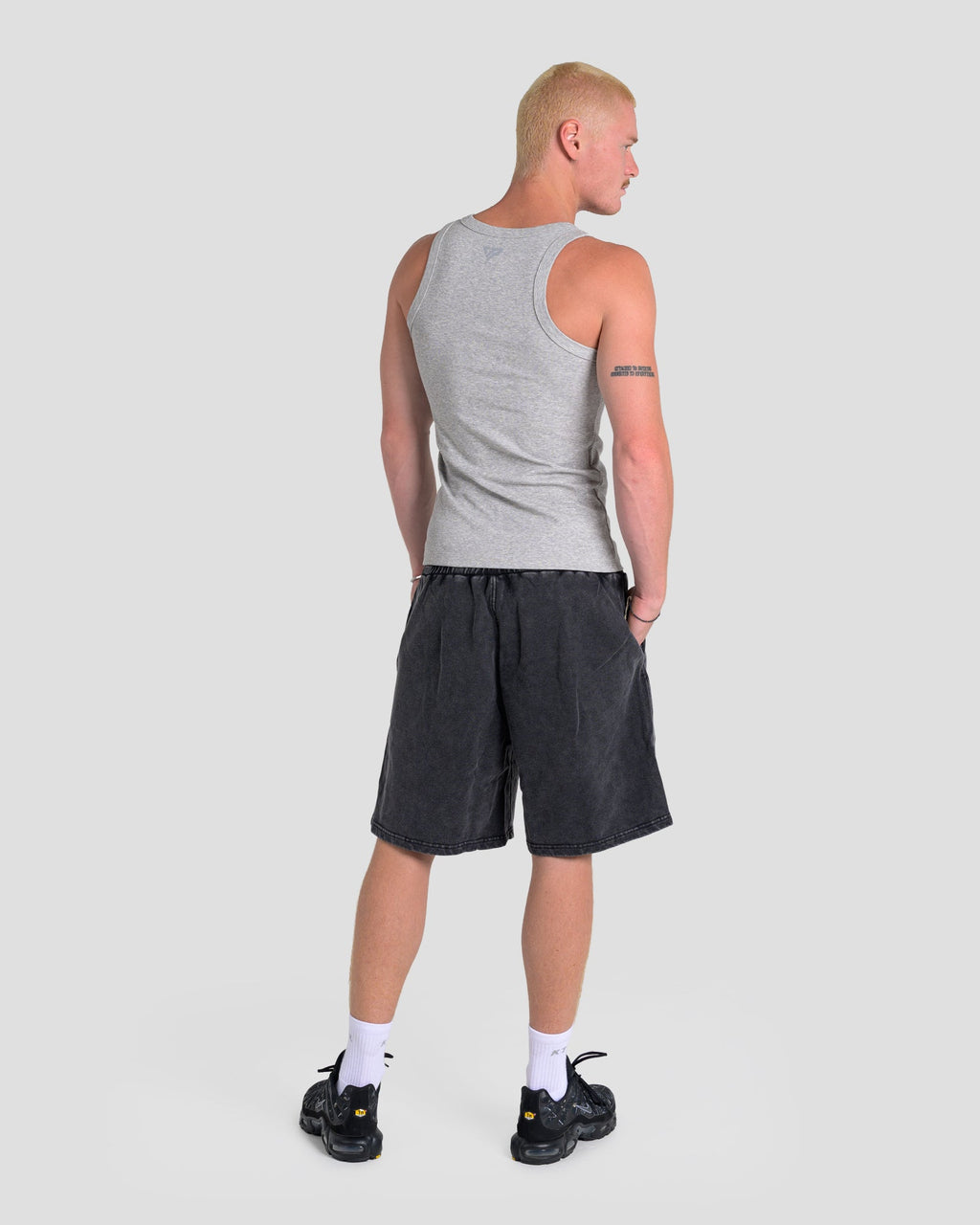 MEN'S KTP SQUARED NECK RIBBED TANK - LIGHT GREY