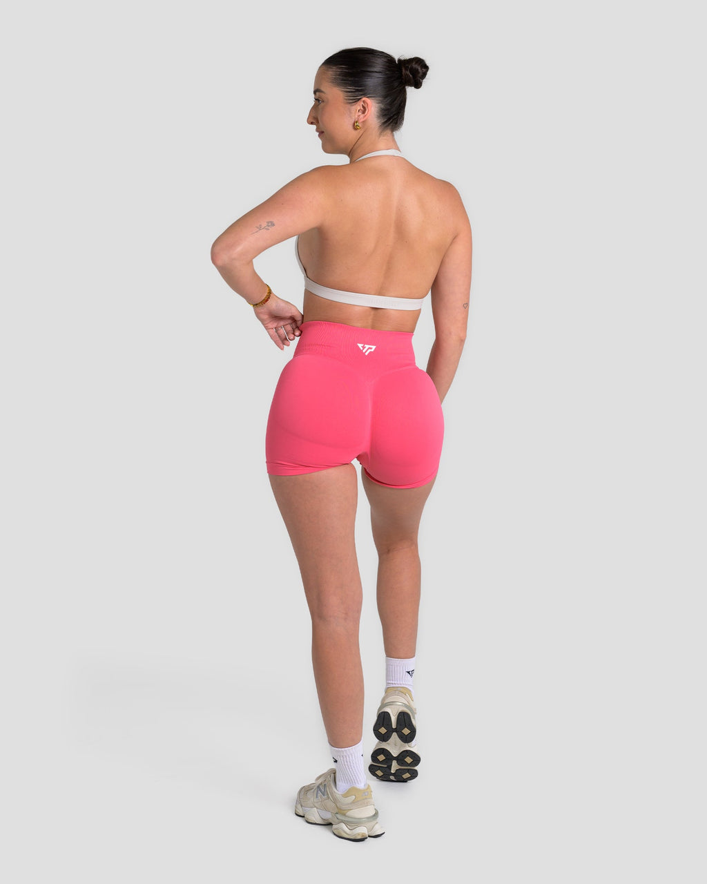 RECOIL HIGH WAIST SCRUNCH SHORTS - DARK CORAL