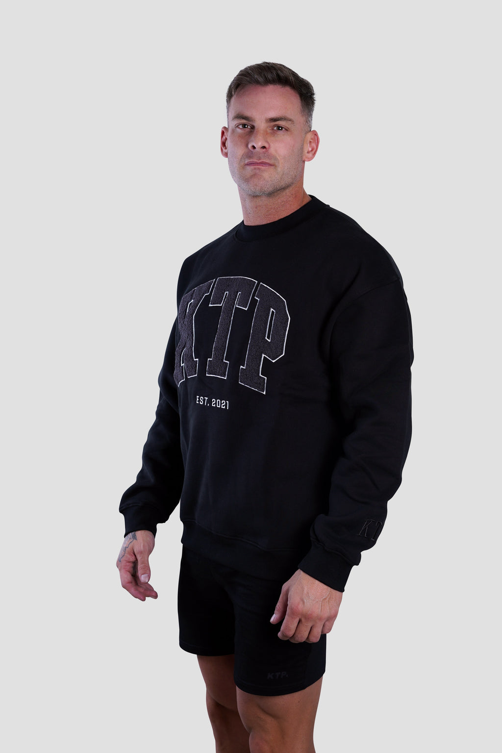 Men’s Season 1 Crew Neck Jumper - Black