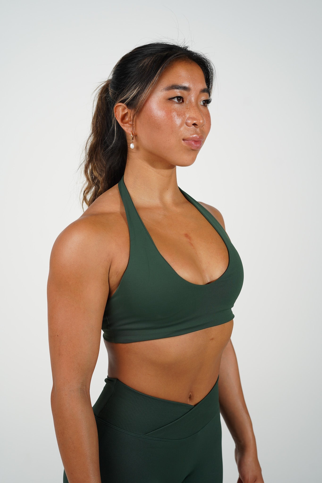 ELEVATE CROP - FOREST GREEN