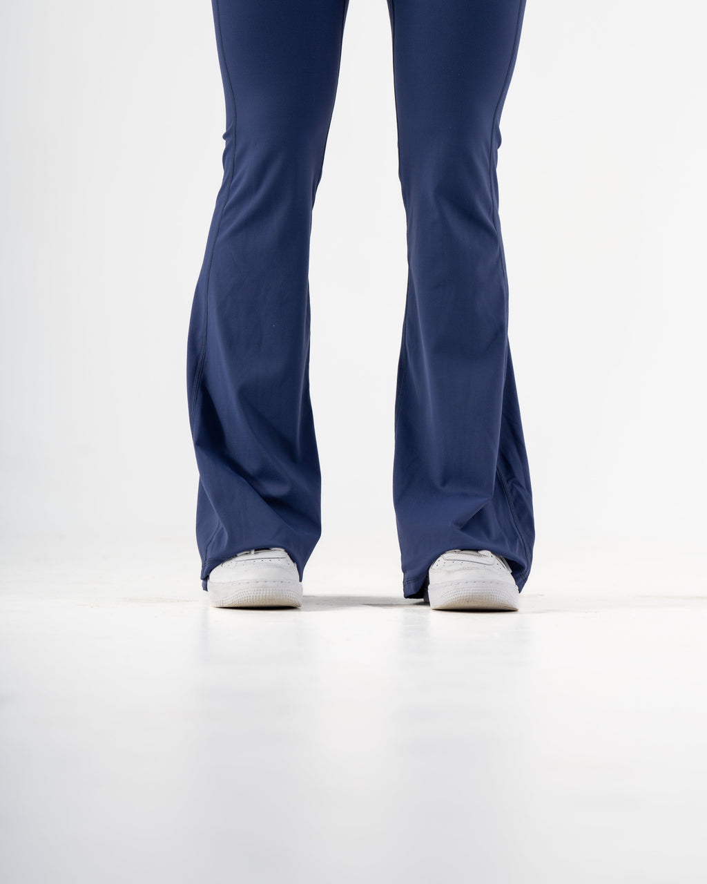SIGNATURE FLARE PANTS REGULAR LENGTH - NAVY