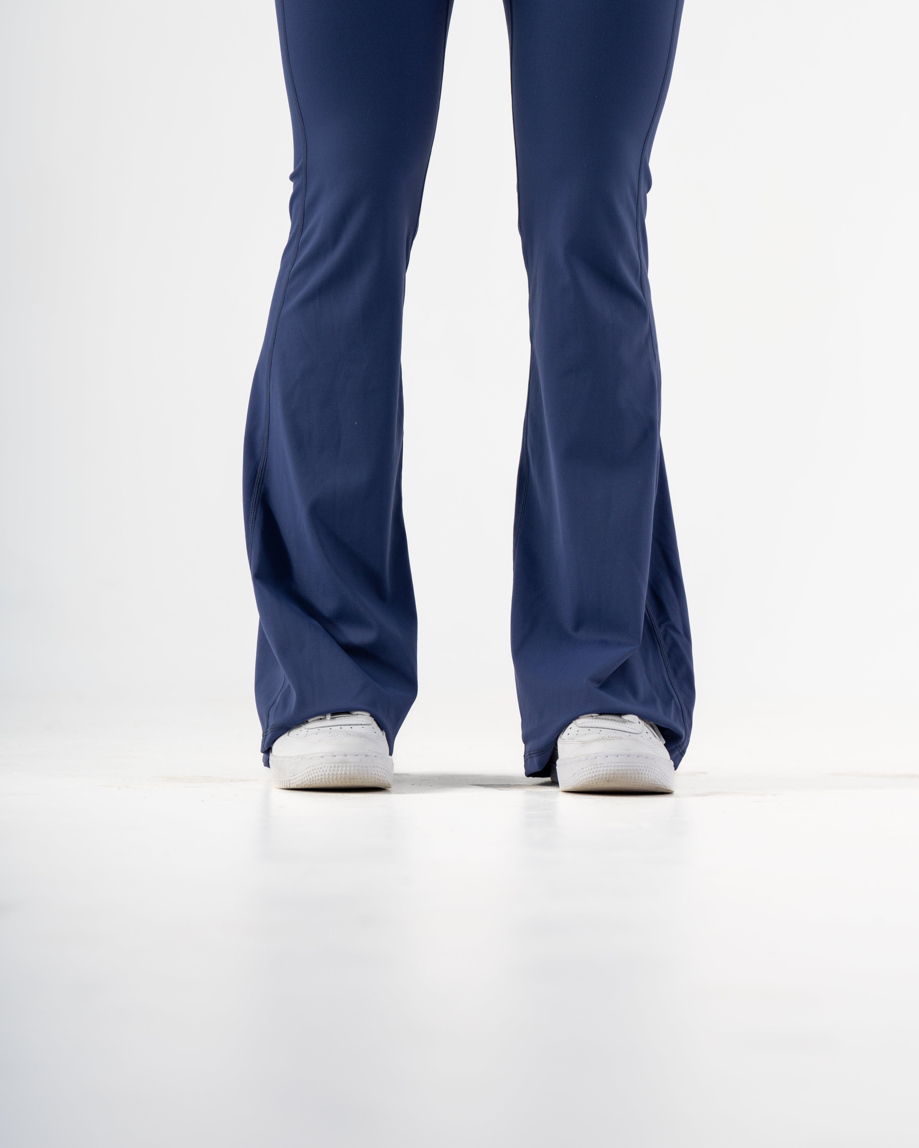 SIGNATURE FLARE PANTS REGULAR LENGTH - NAVY
