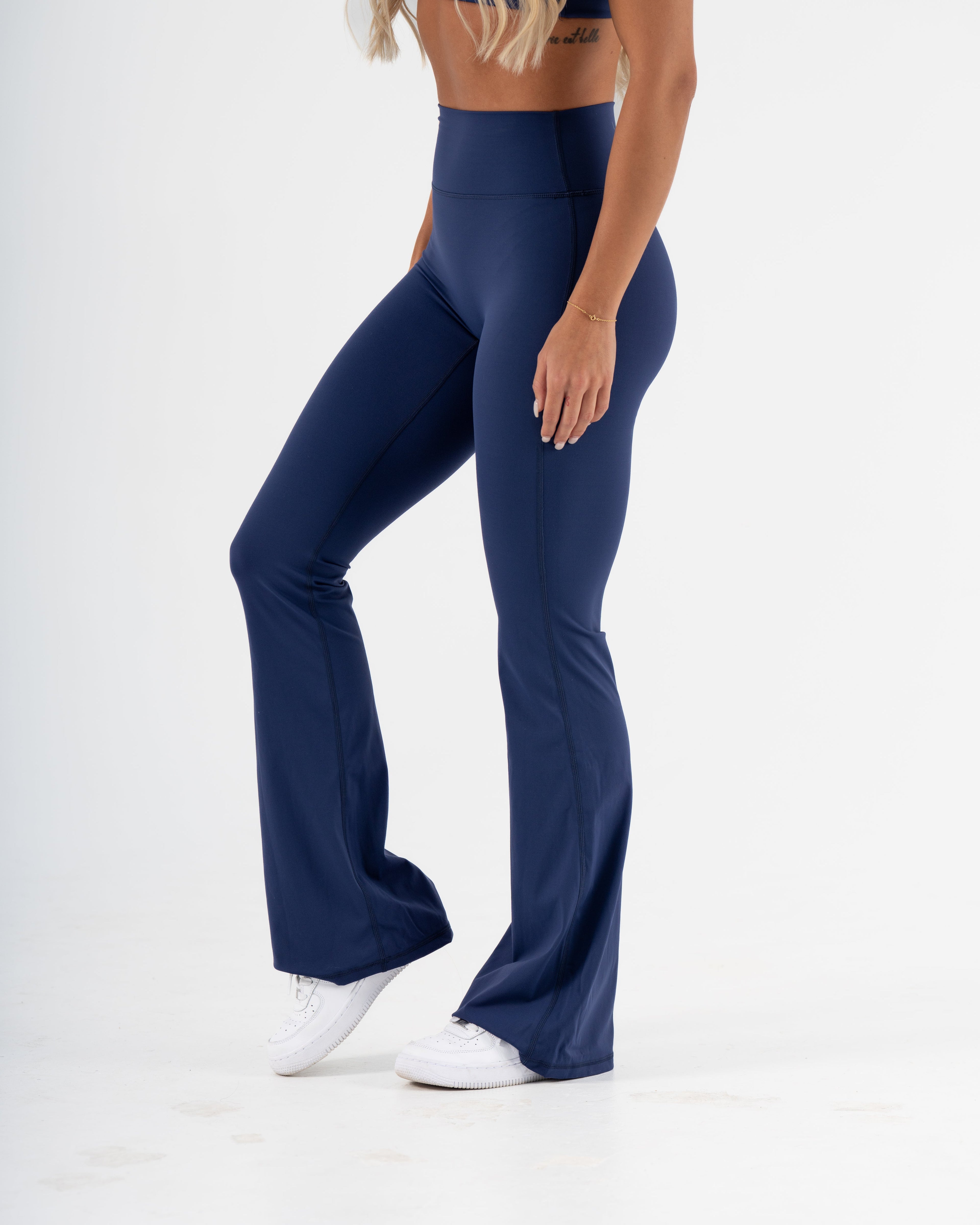 SIGNATURE FLARE PANTS REGULAR LENGTH - NAVY