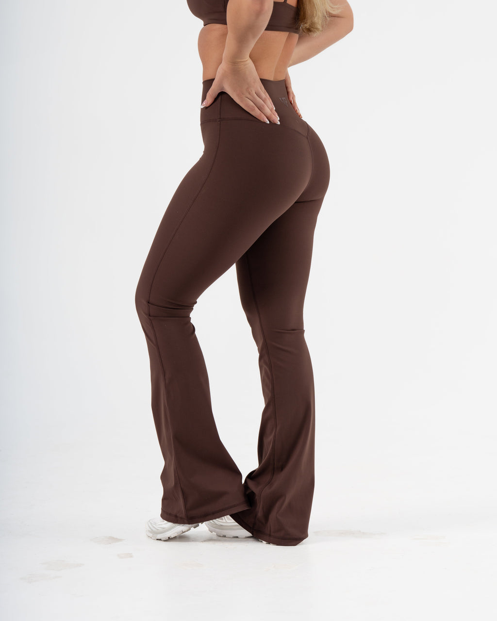 SIGNATURE FLARE PANTS REGULAR LENGTH - ESPRESSO