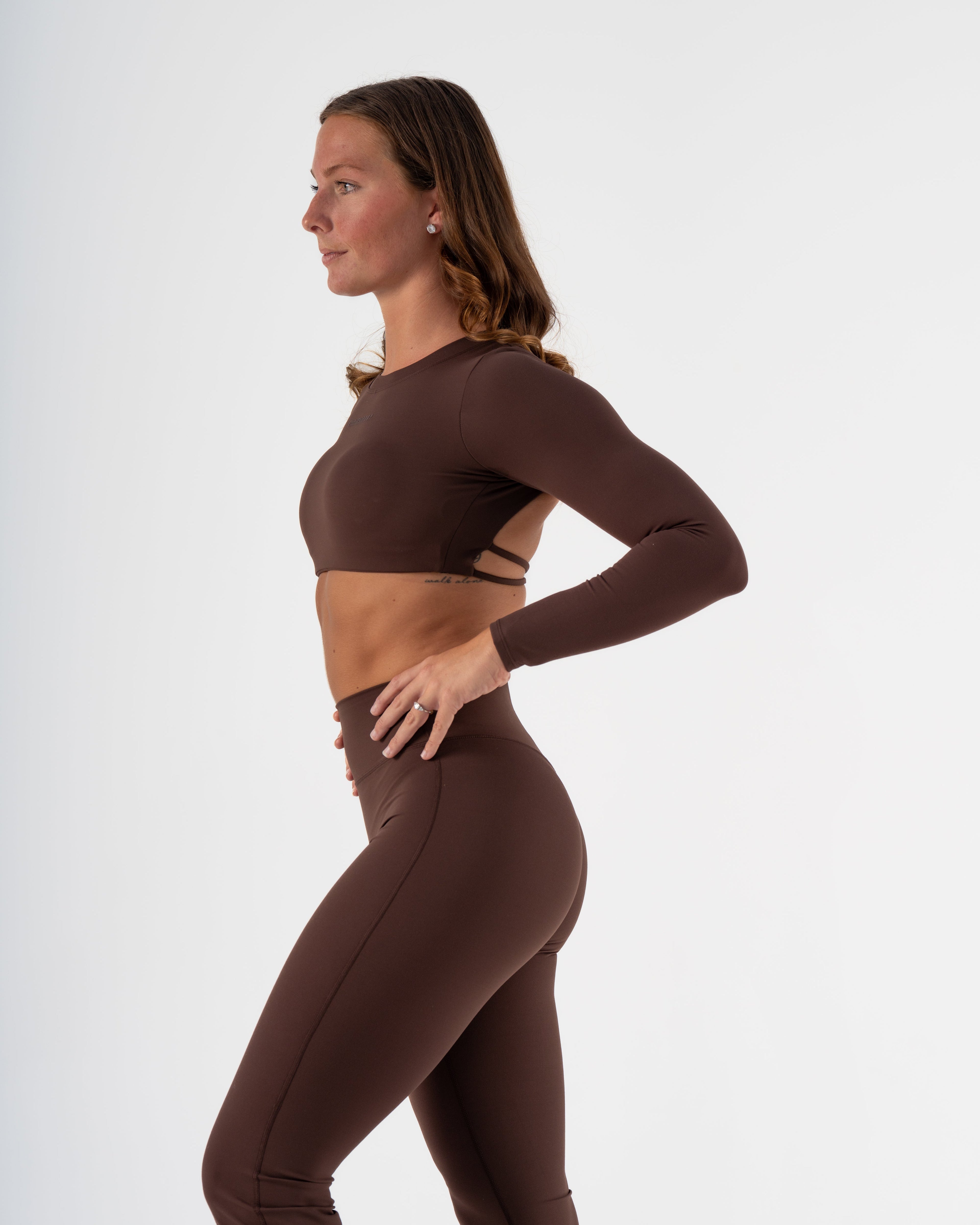 SIGNATURE LONG SLEEVE CROP - ESPRESSO