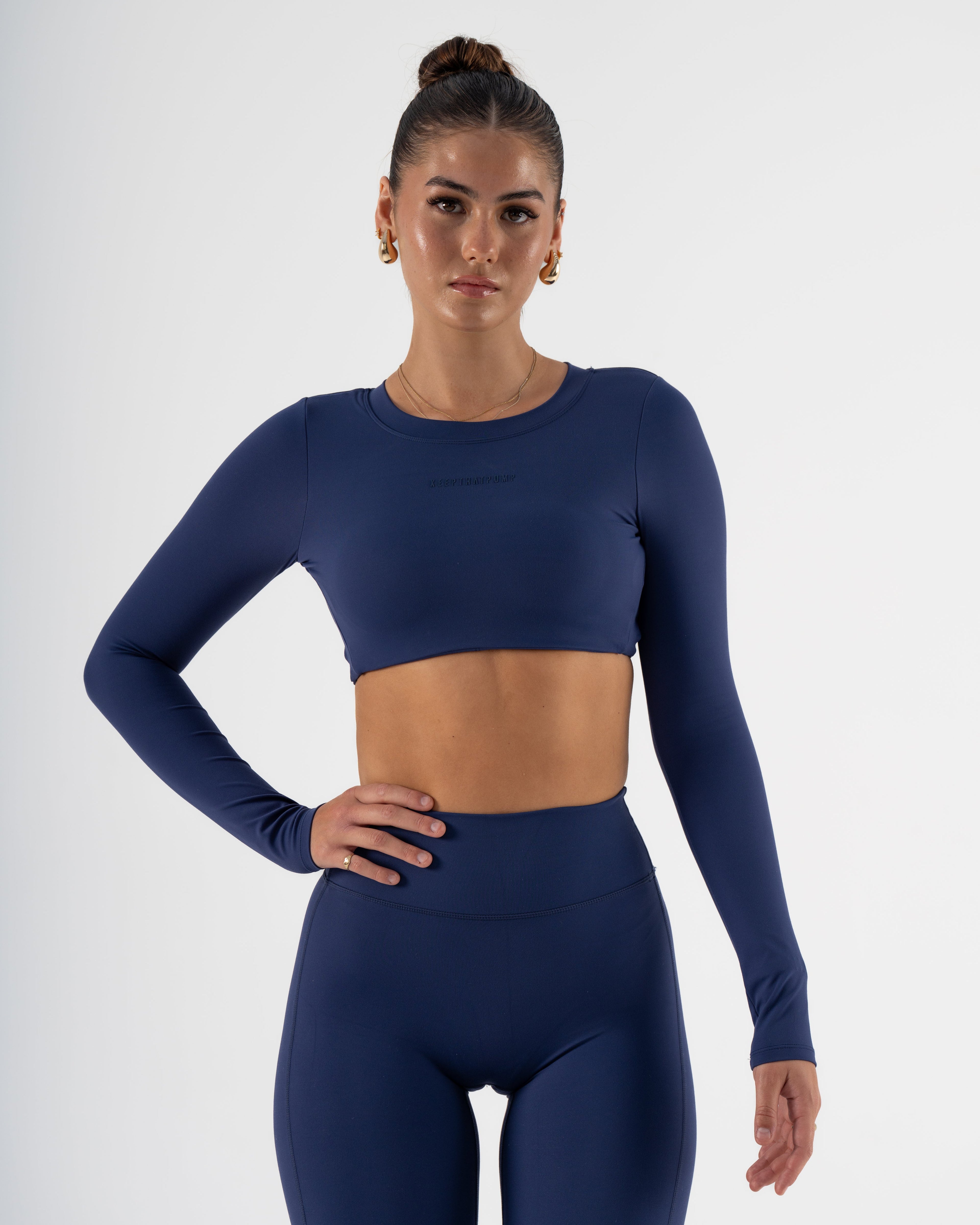 SIGNATURE LONG SLEEVE CROP - NAVY