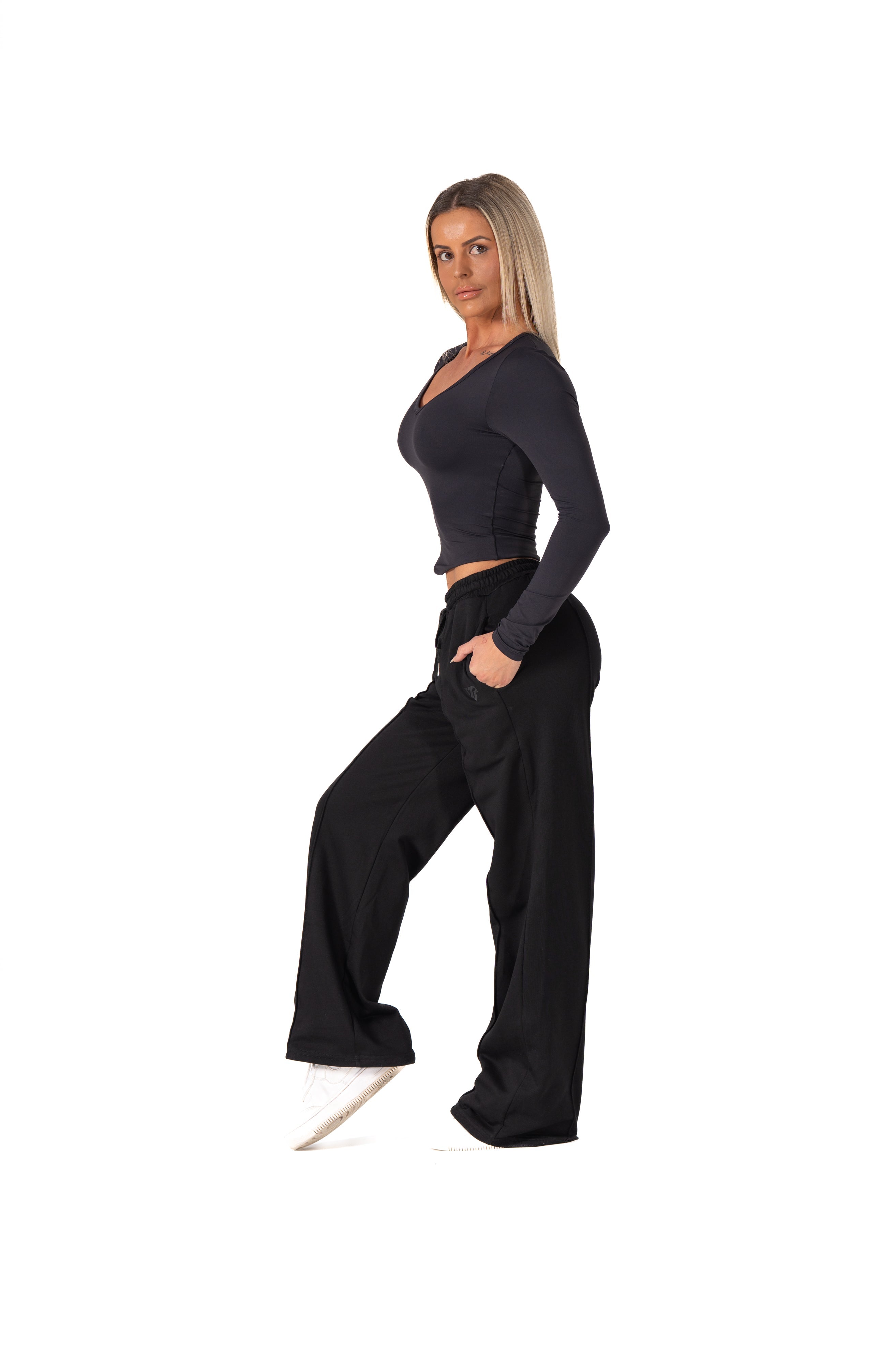CLASSIC WIDE LEG SWEATPANTS - BLACK