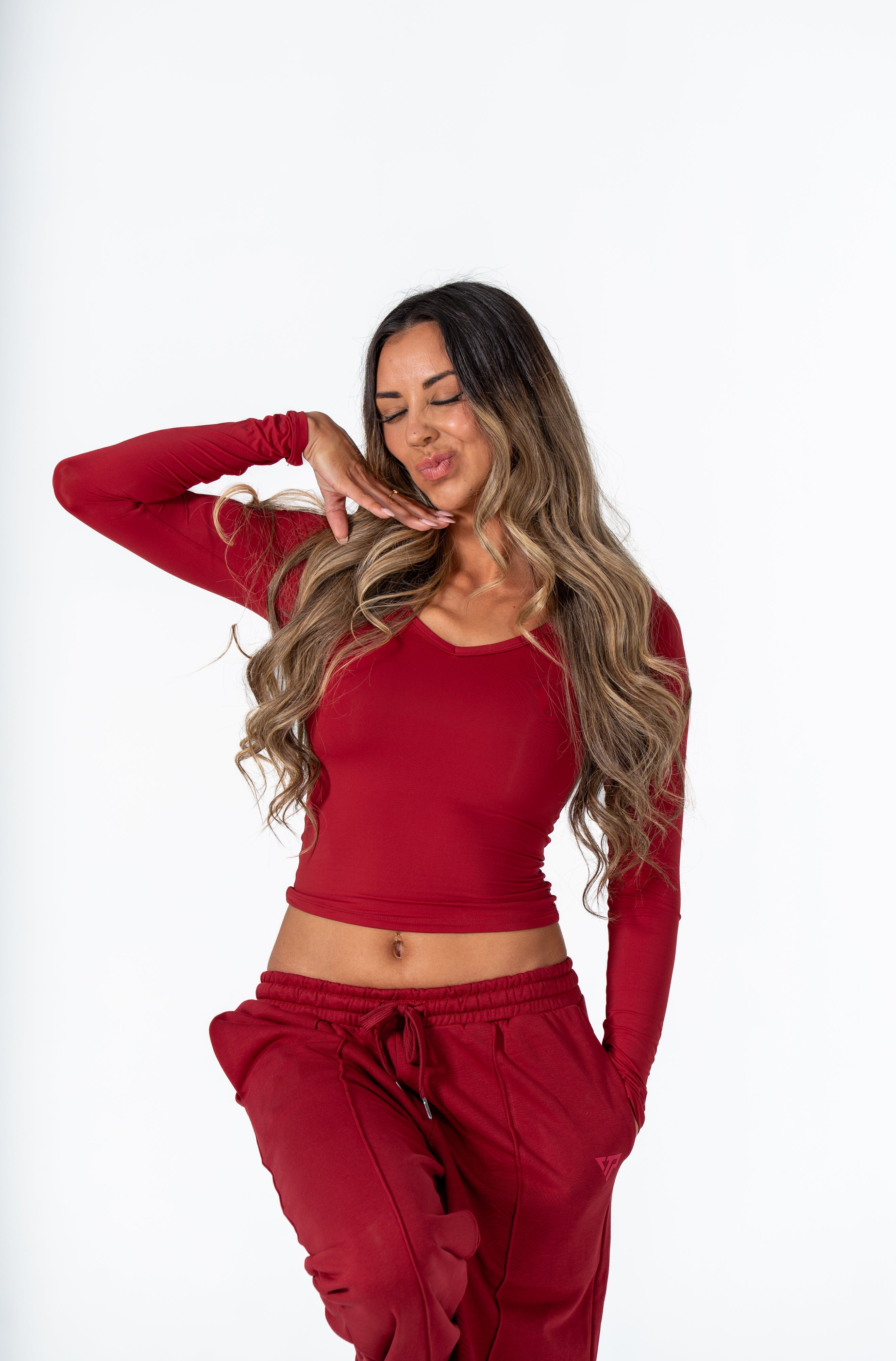 CLASSIC V-NECK LONG SLEEVE - WINE