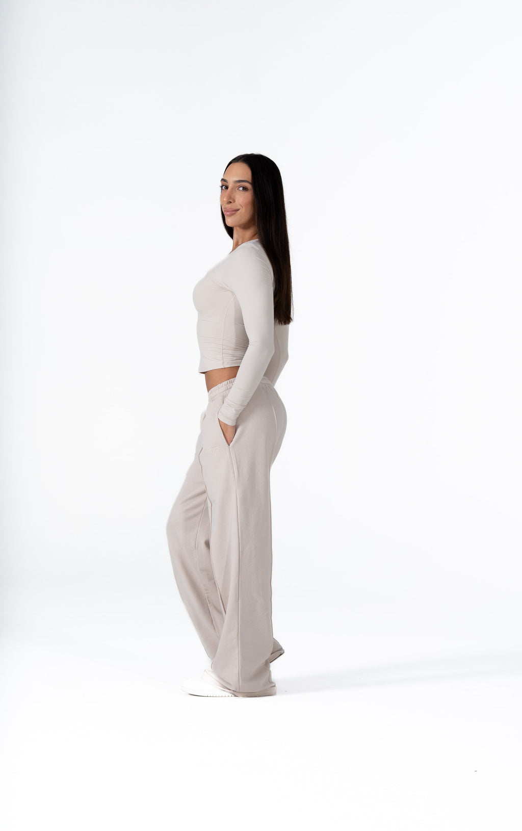 CLASSIC V-NECK LONG SLEEVE - BONE