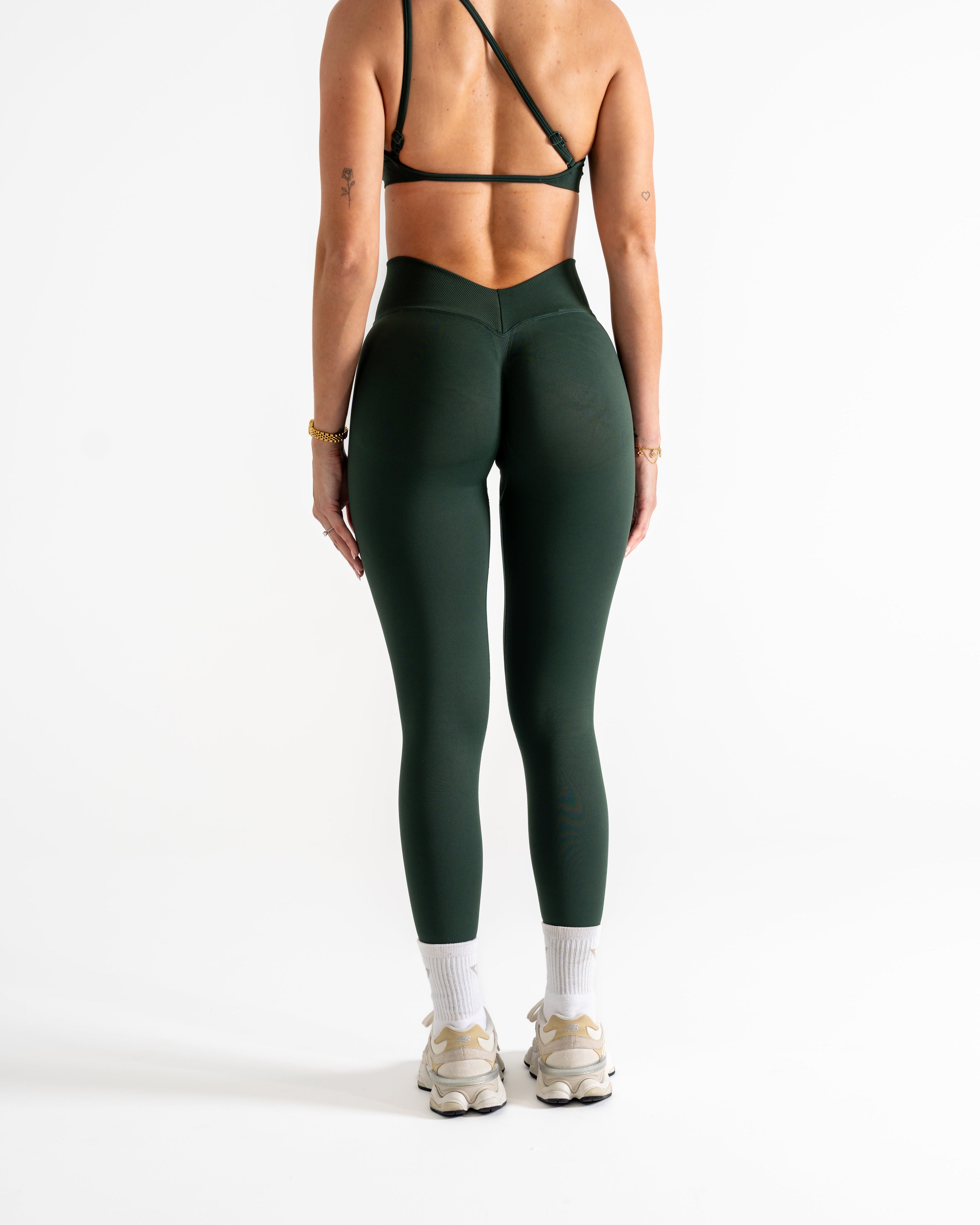 LJ V-BACK SCRUNCH LEGGING - FOREST GREEN