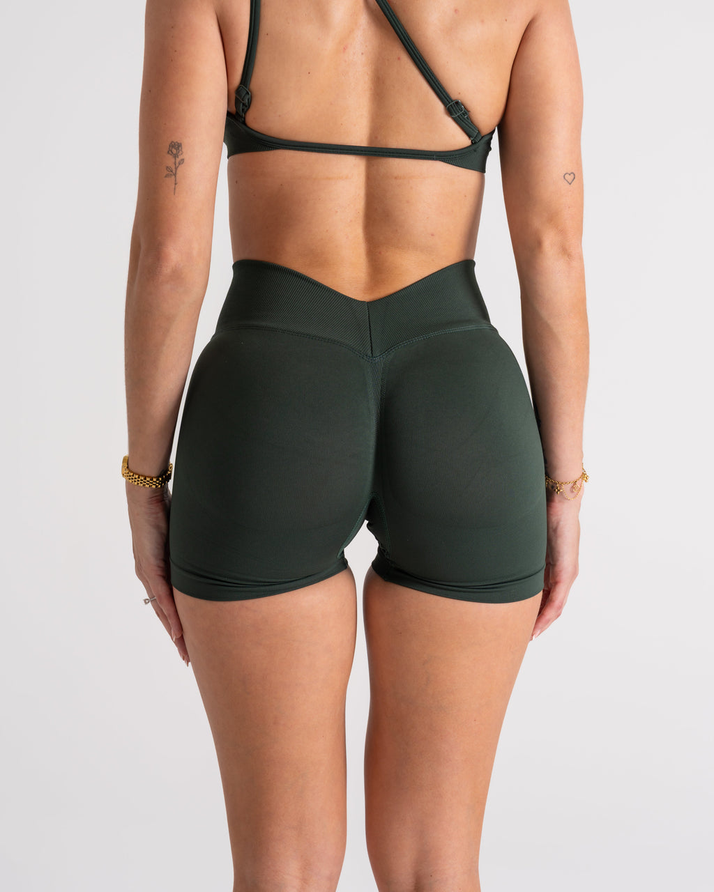 LJ V-BACK SCRUNCH SHORTS - FOREST GREEN