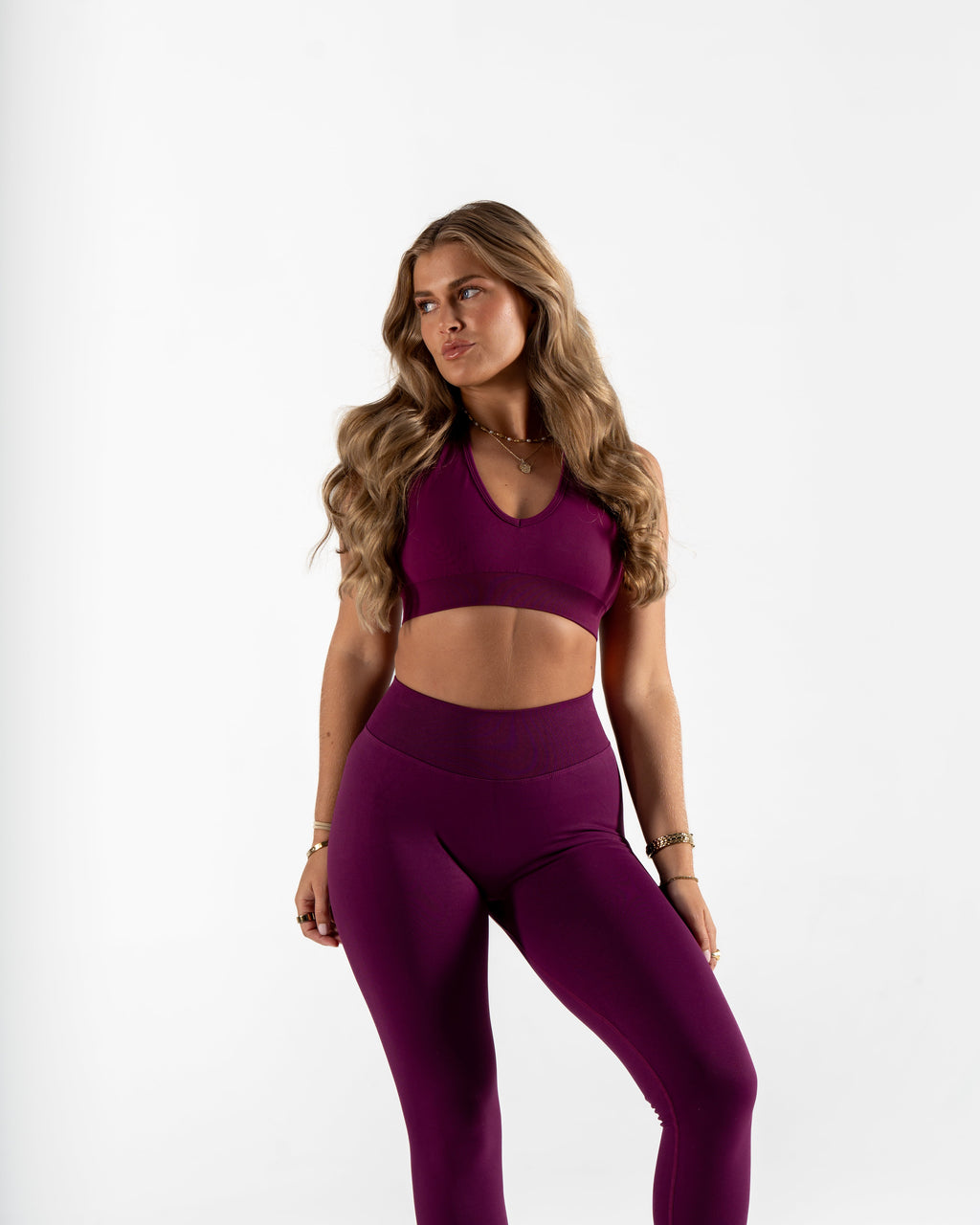 RECOIL HALTER CROP - BERRY