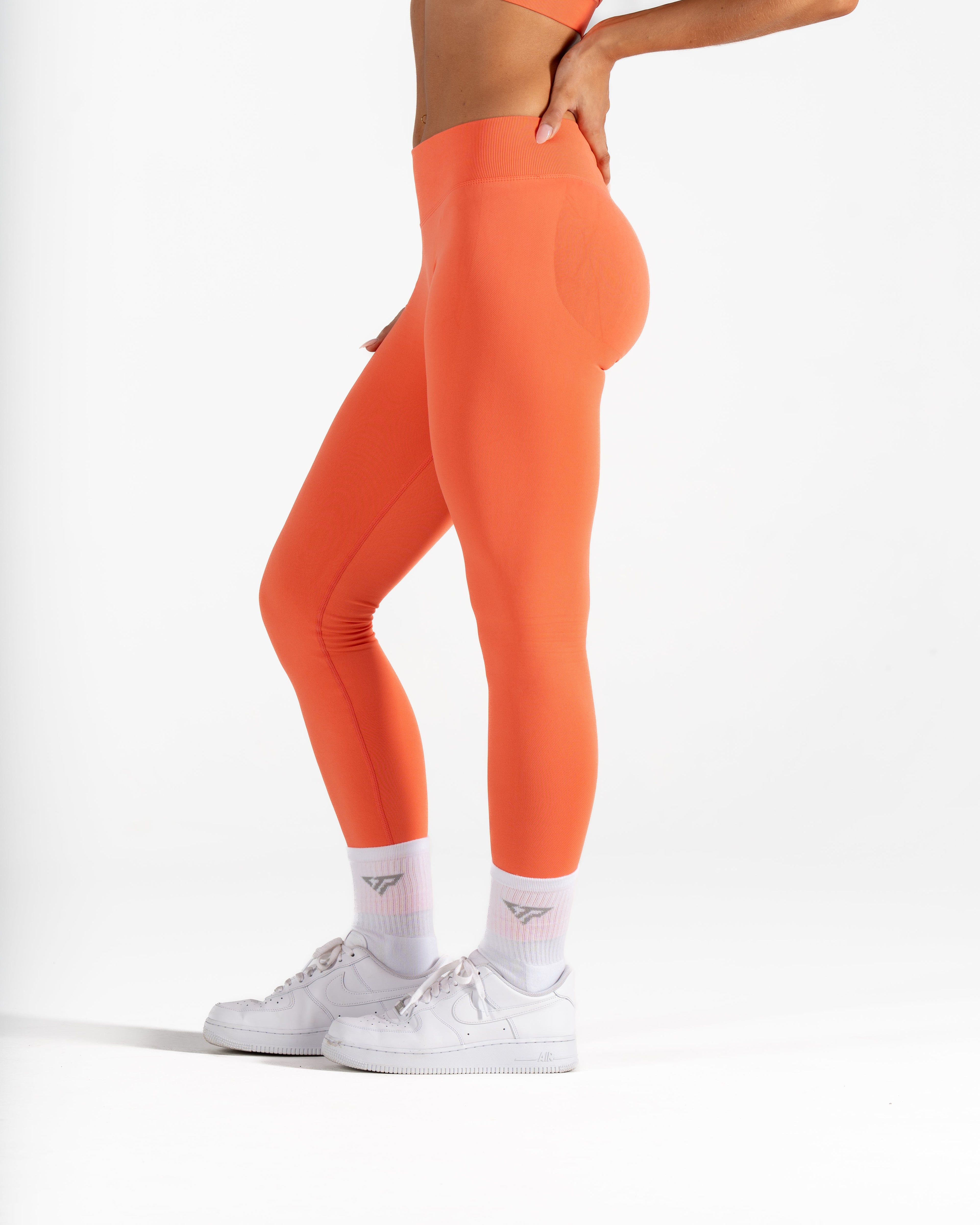 RECOIL LEGGING - TAHITI ORANGE