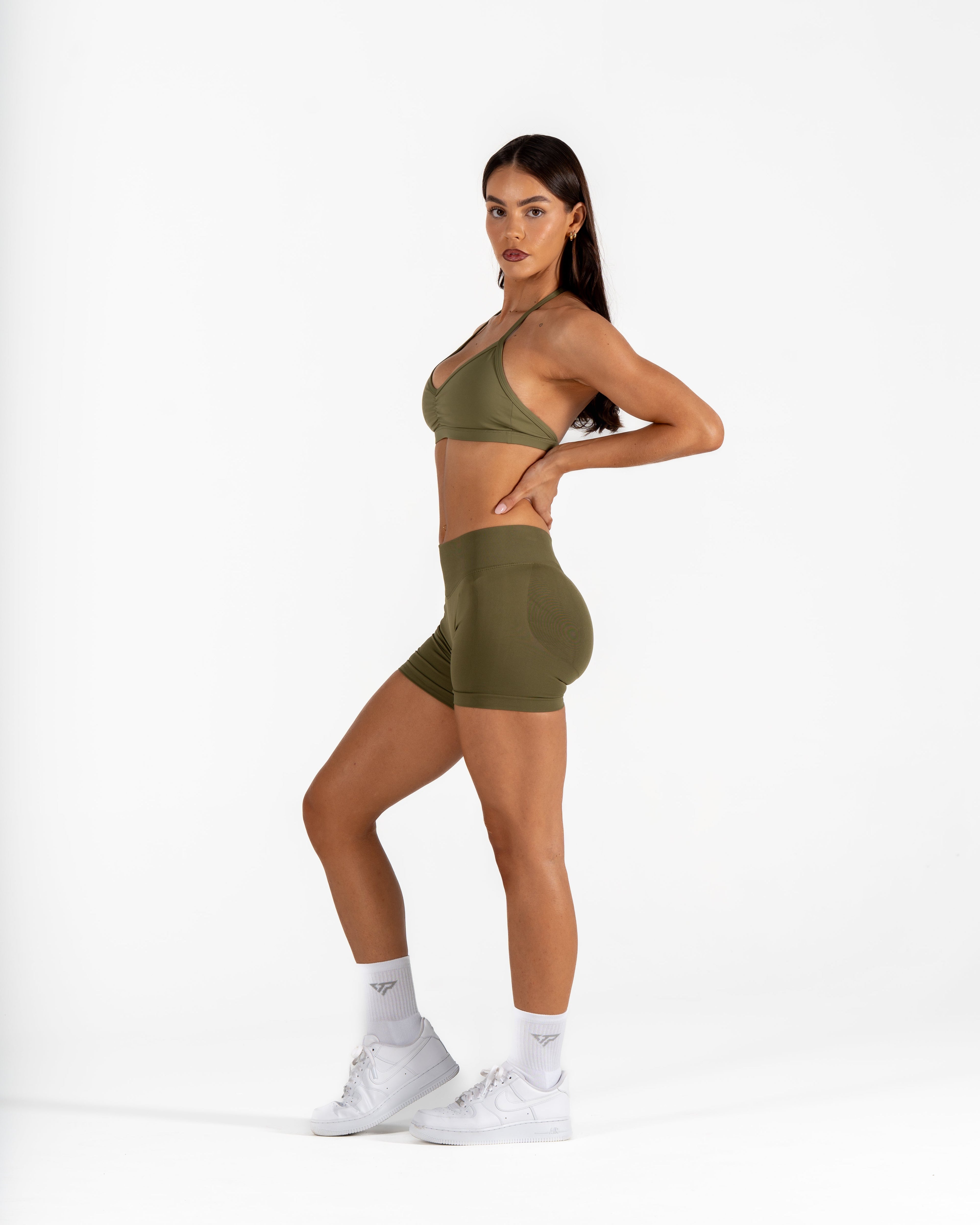 RECOIL SCRUNCH SHORTS - DARK KHAKI GREEN