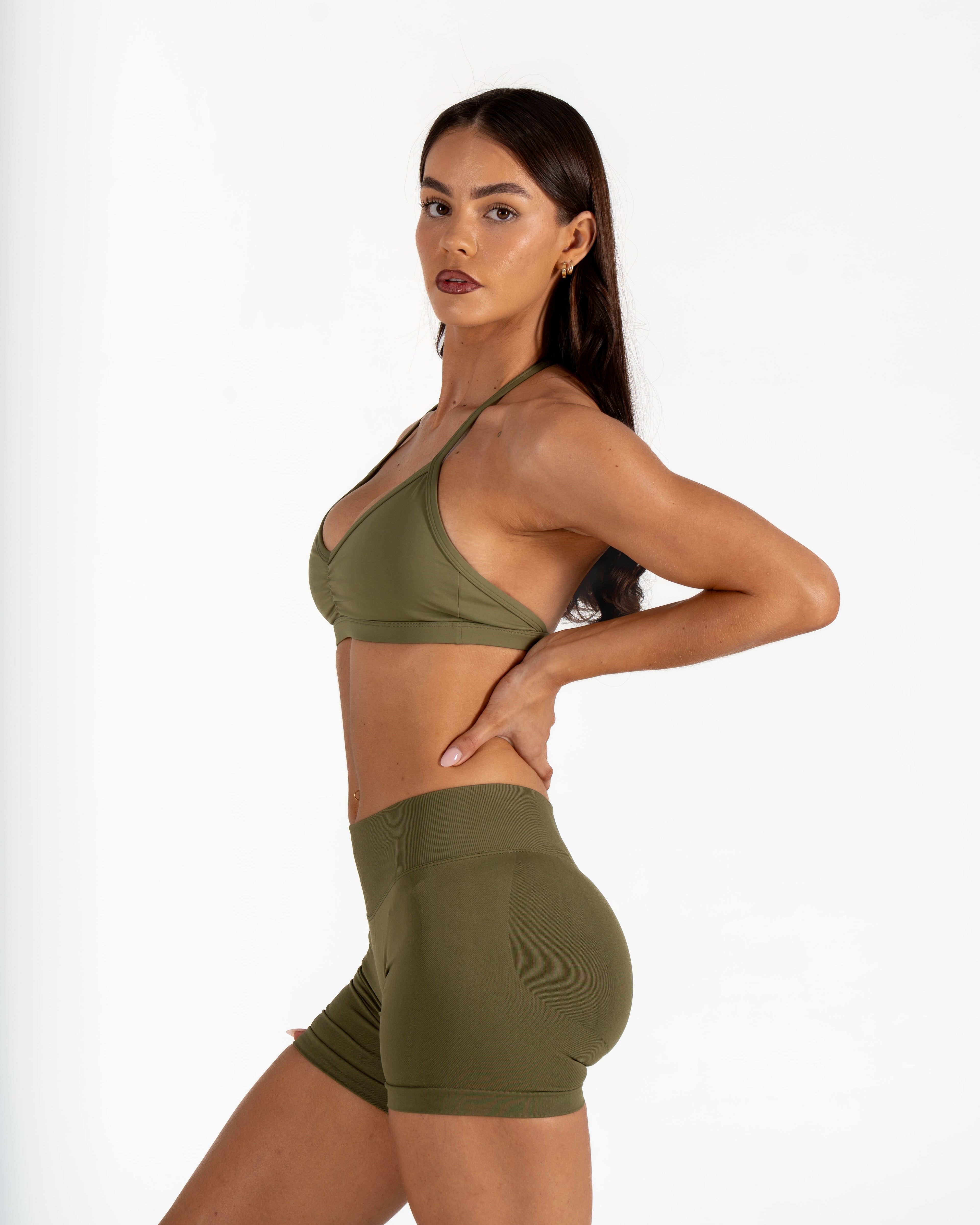 RECOIL SCRUNCH SHORTS - DARK KHAKI GREEN