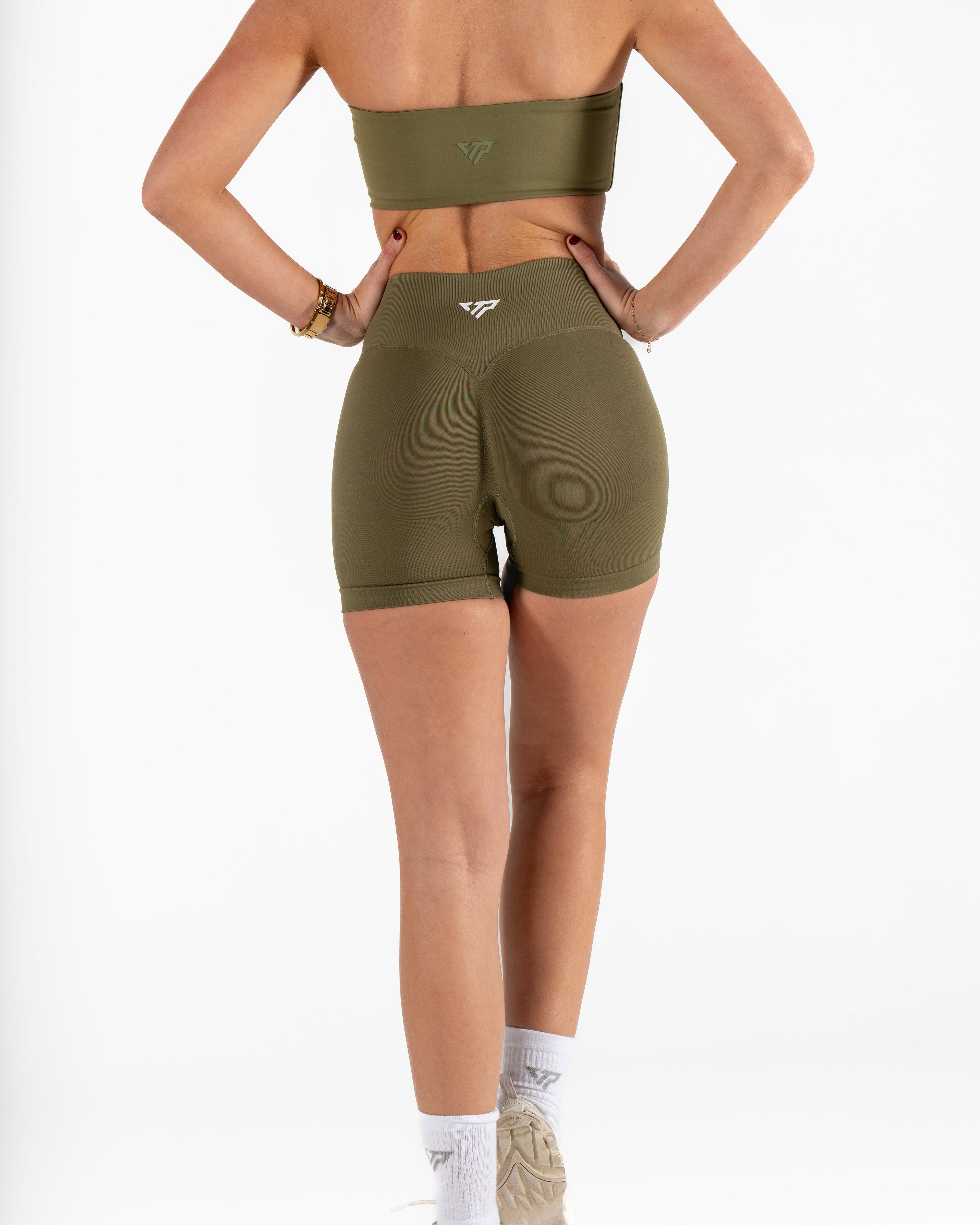RECOIL HIGH WAIST SCRUNCH SHORTS - DARK KHAKI GREEN