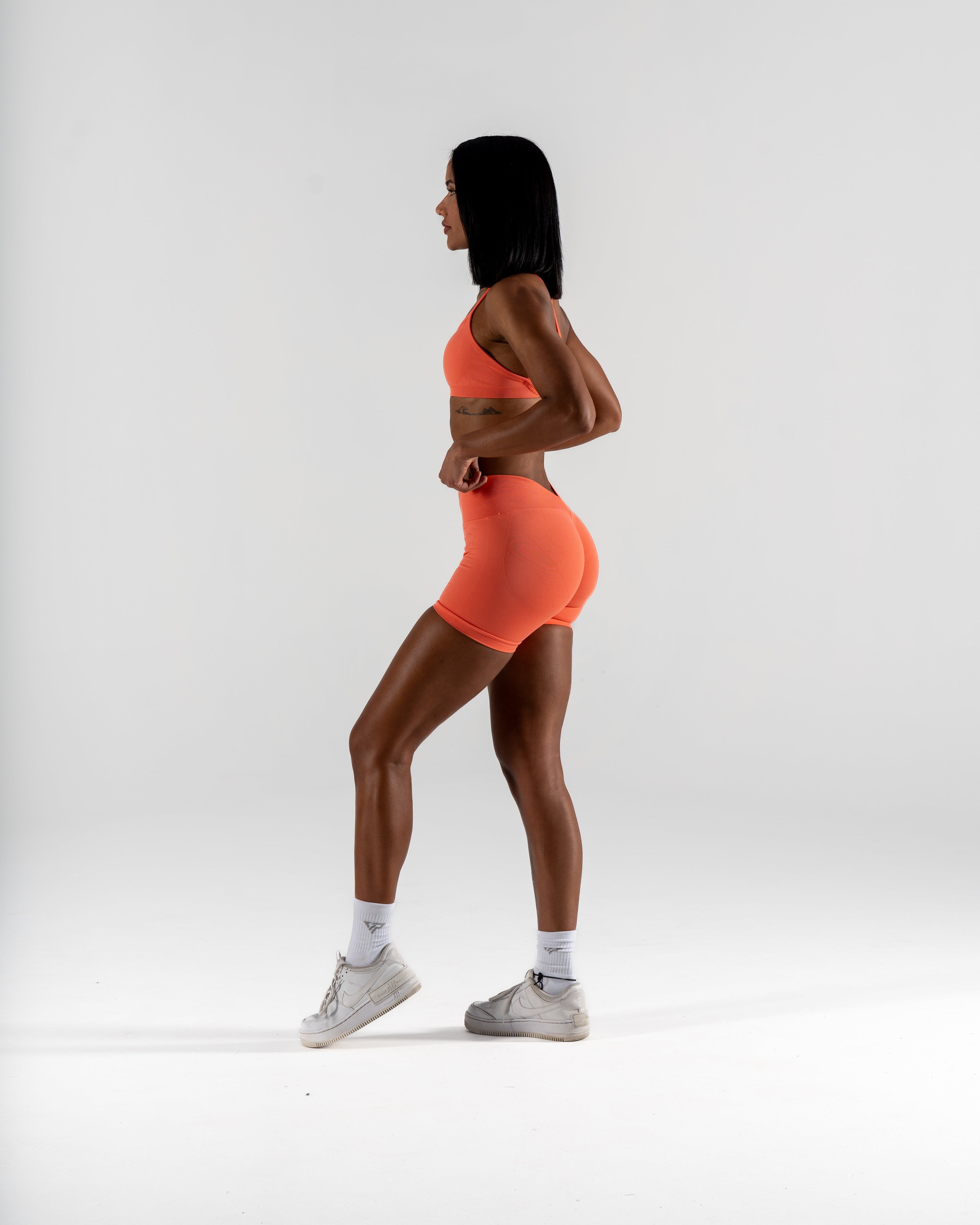 LJ V-BACK SCRUNCH SHORTS - TAHITI ORANGE