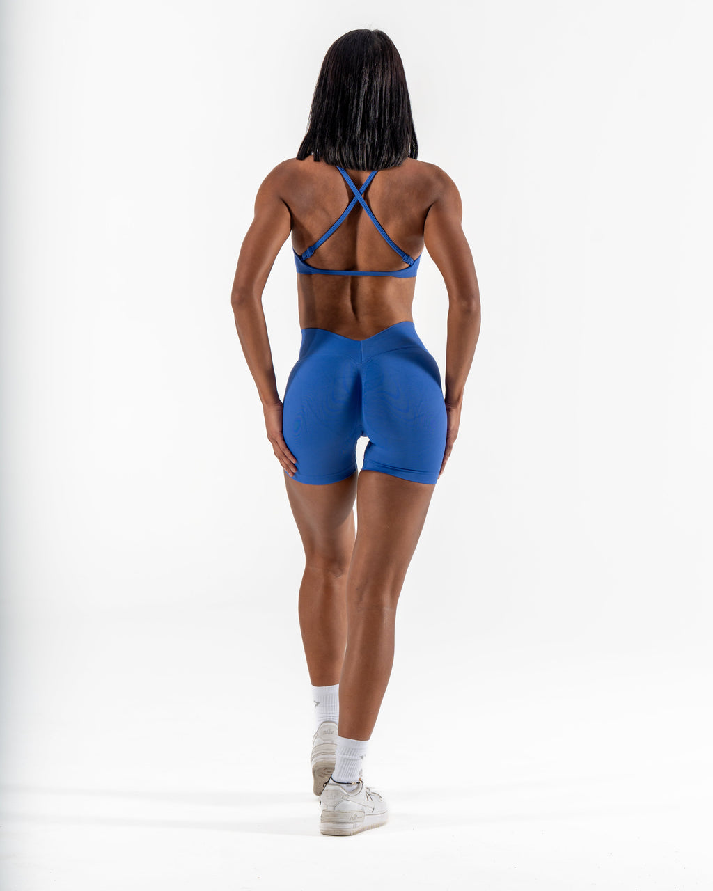 LJ V-BACK SCRUNCH SHORTS - ELECTRIC BLUE