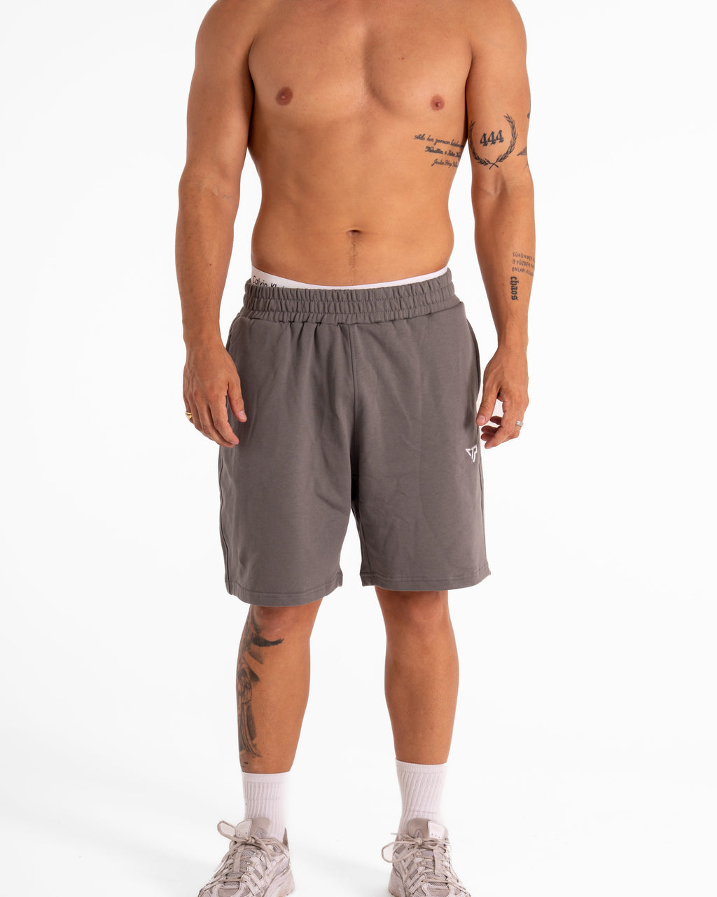 KTP CASUAL SHORTS - MEDIUM GREY
