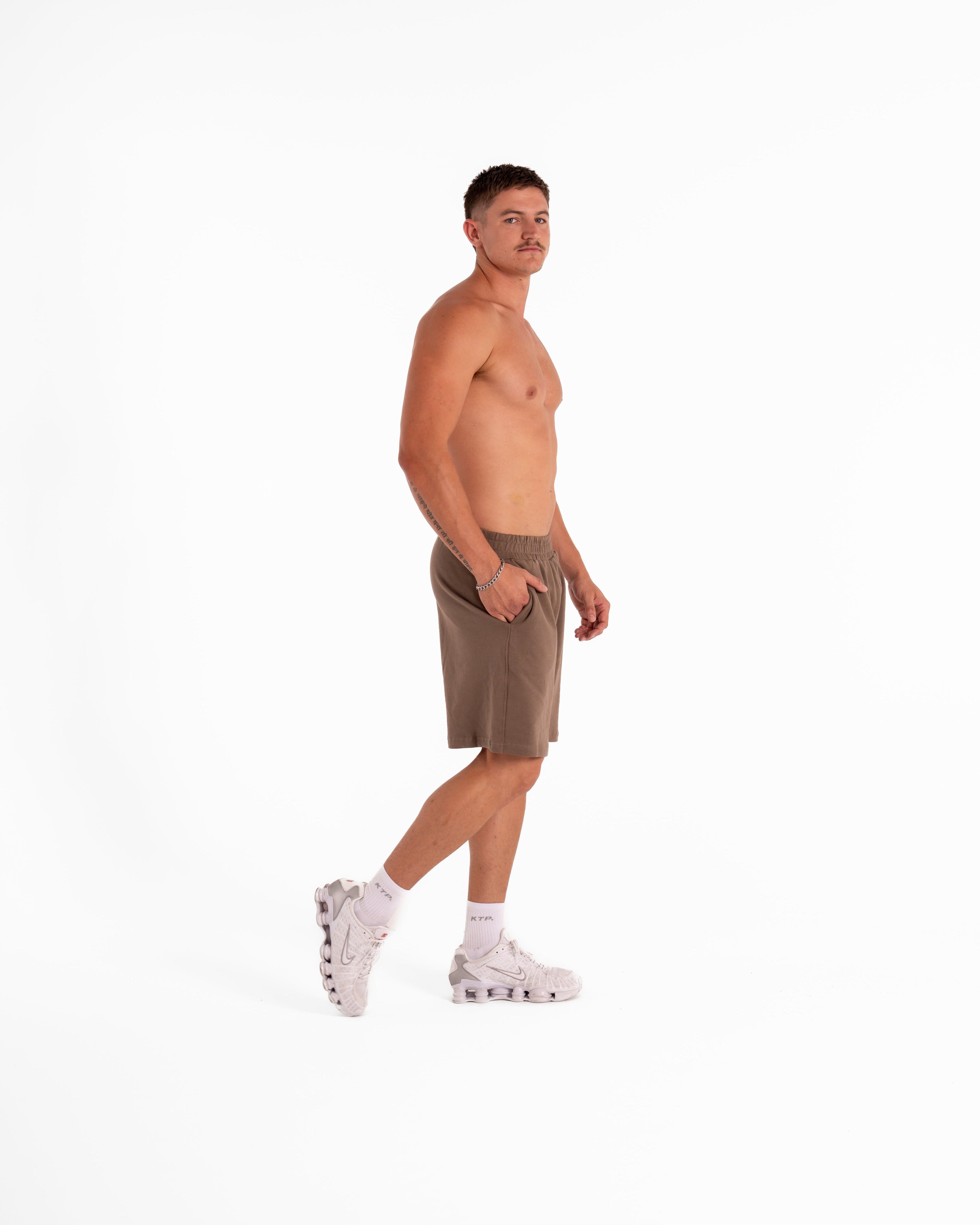 KTP CASUAL SHORTS - BROWN