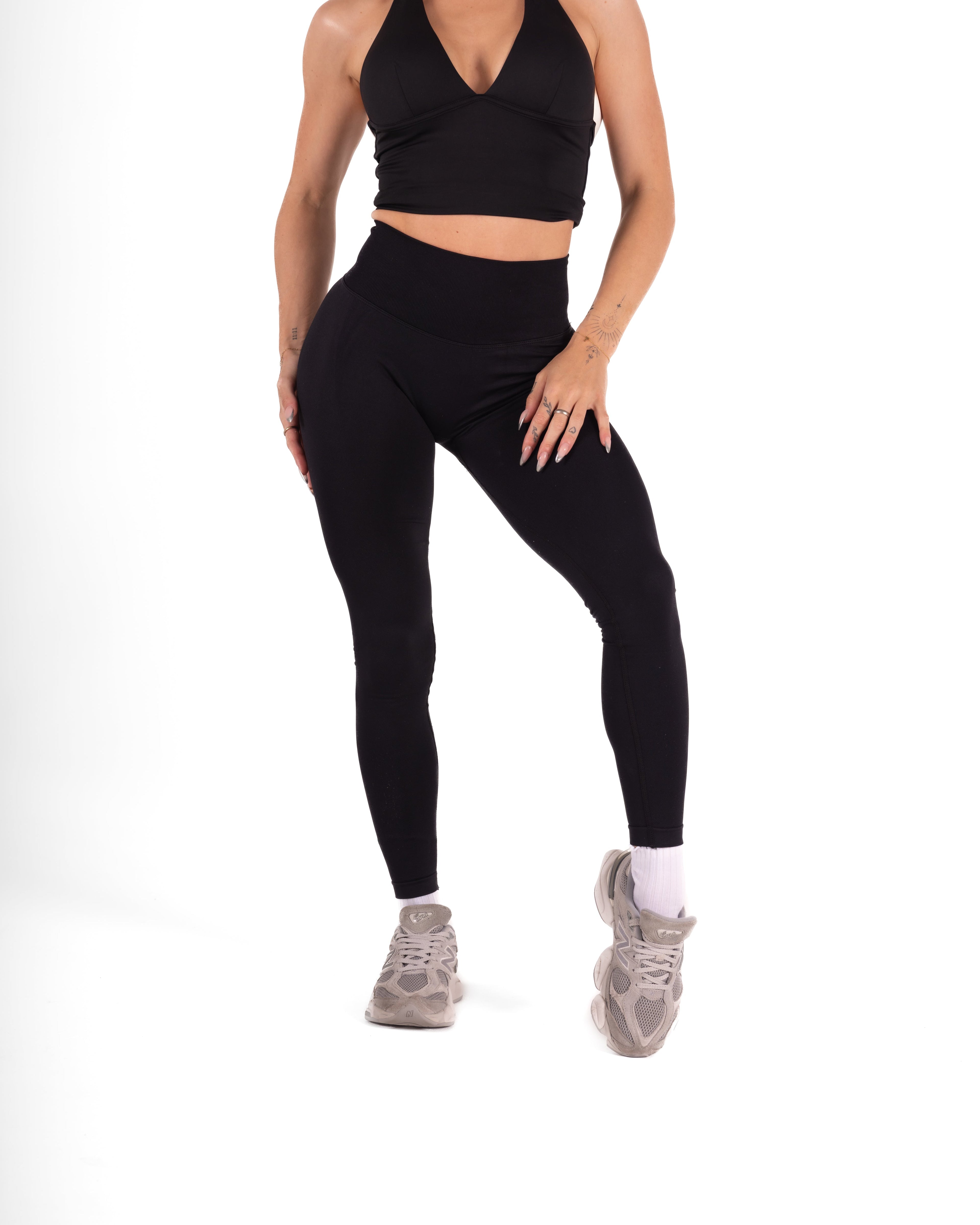RECOIL HIGH WAIST SCRUNCH LEGGING - BLACK