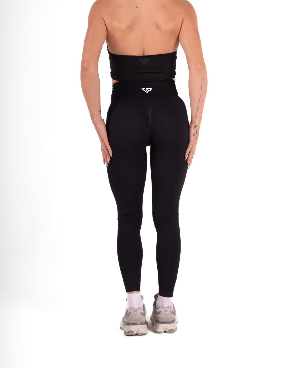 RECOIL HIGH WAIST SCRUNCH LEGGING - BLACK