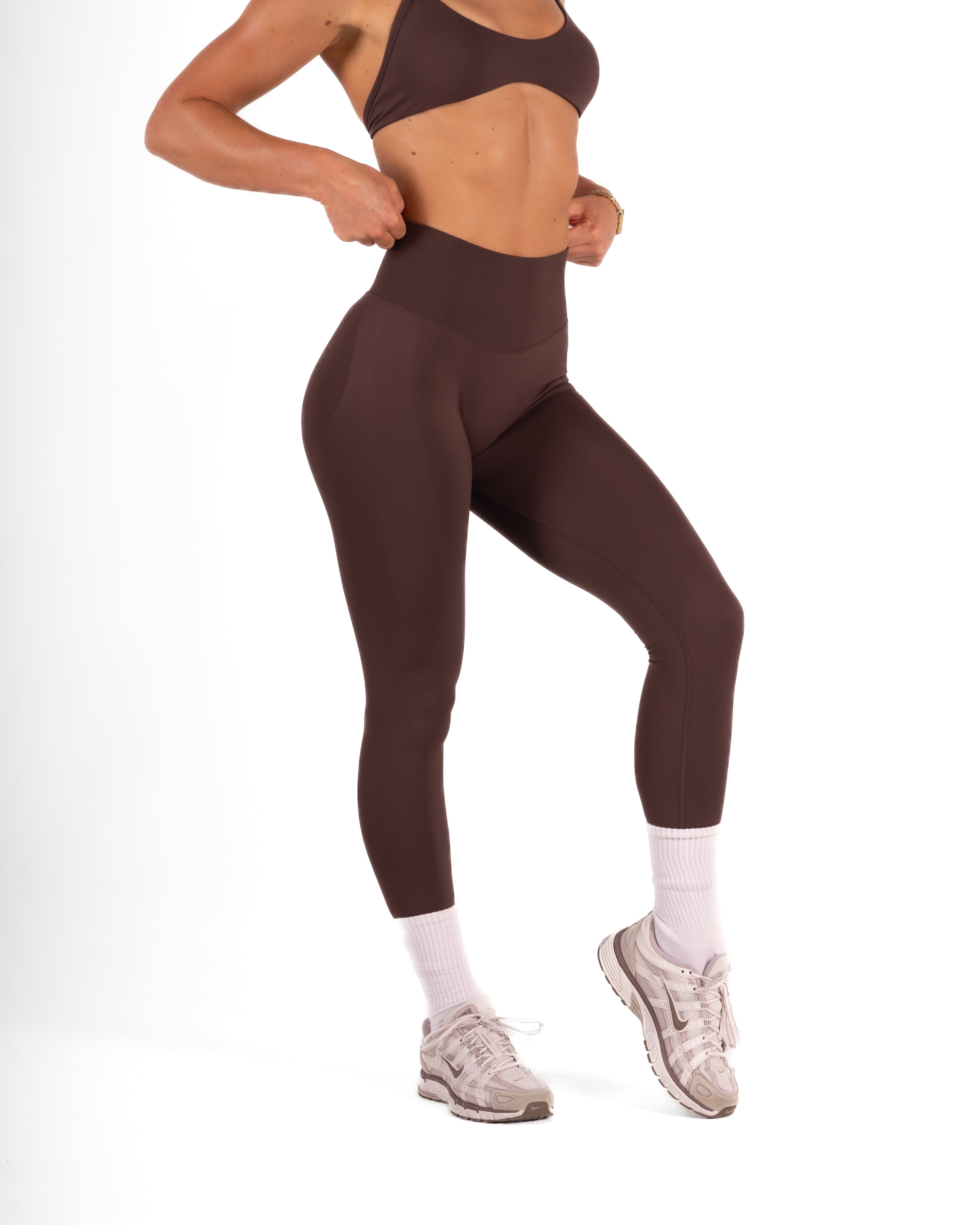 RECOIL HIGH WAIST SCRUNCH LEGGING - ESPRESSO