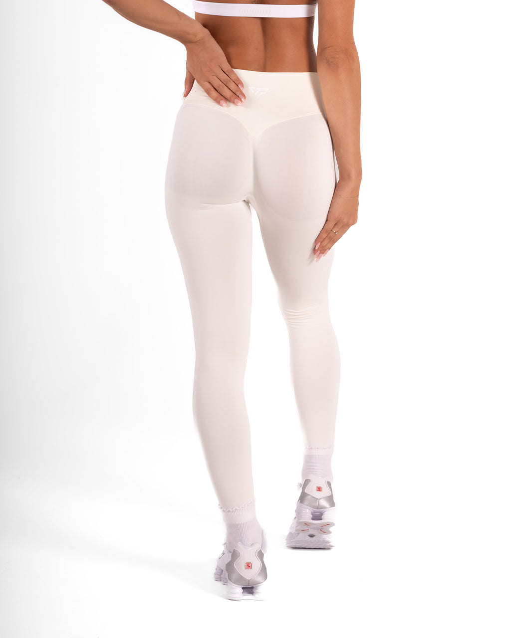 RECOIL HIGH WAIST SCRUNCH LEGGING - OFF WHITE
