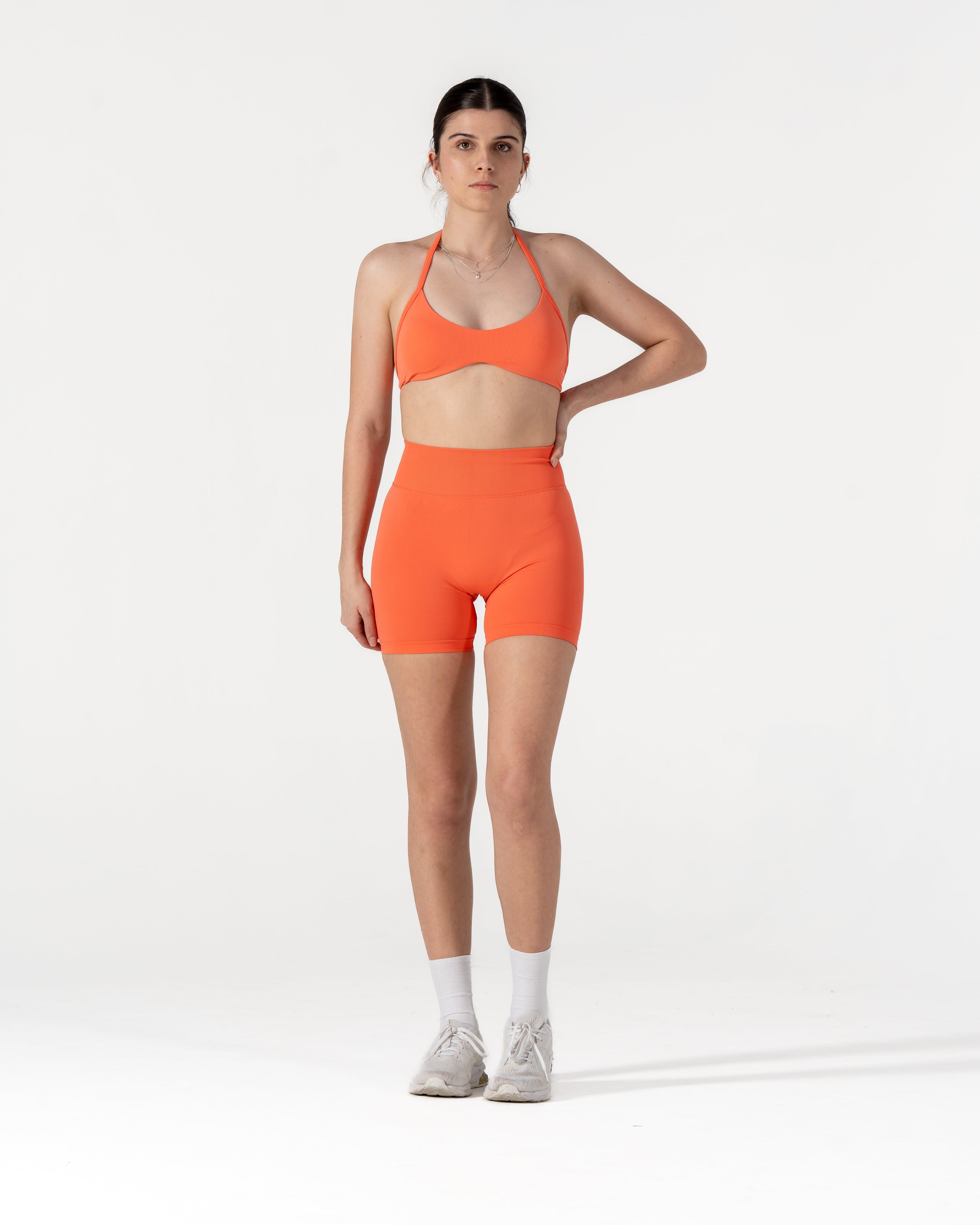 CORE SCRUNCH SHORTS - TAHITI ORANGE