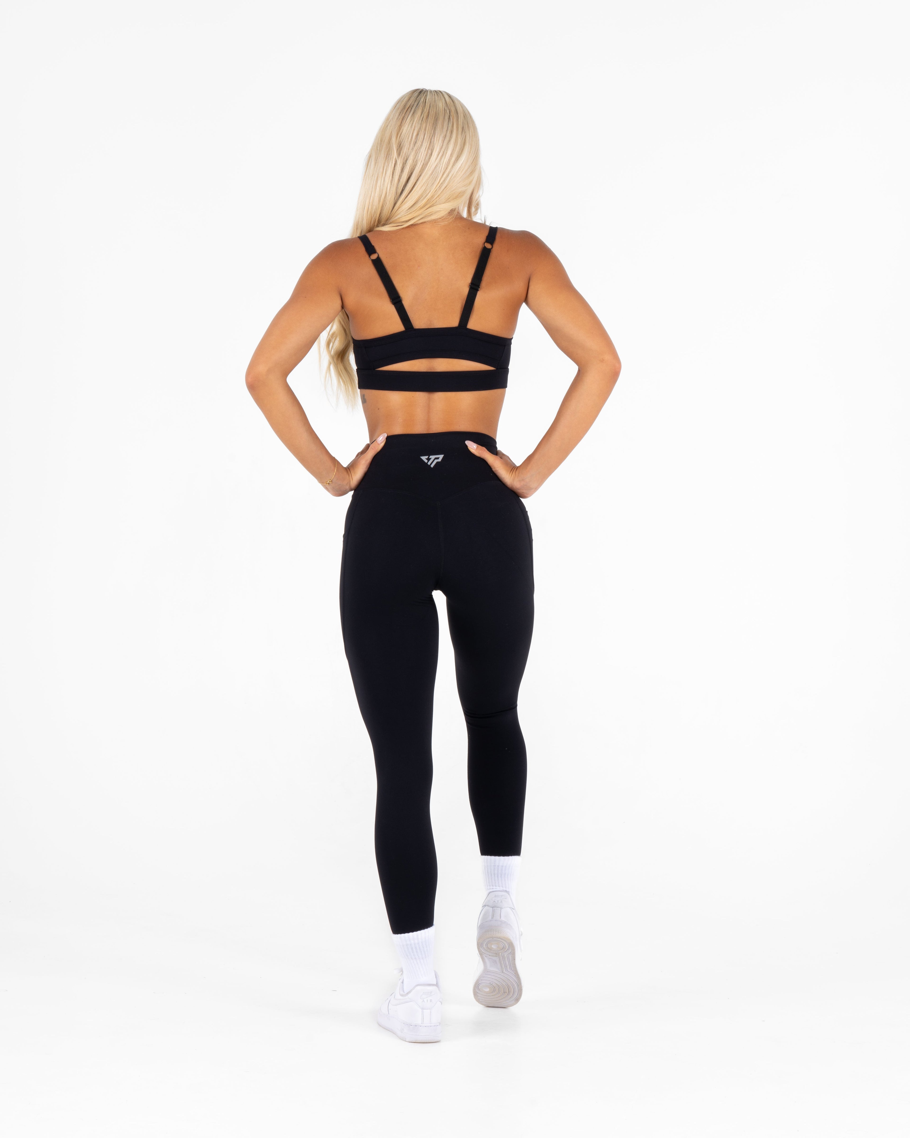 IGNITE V CUT LEGGING - BLACK