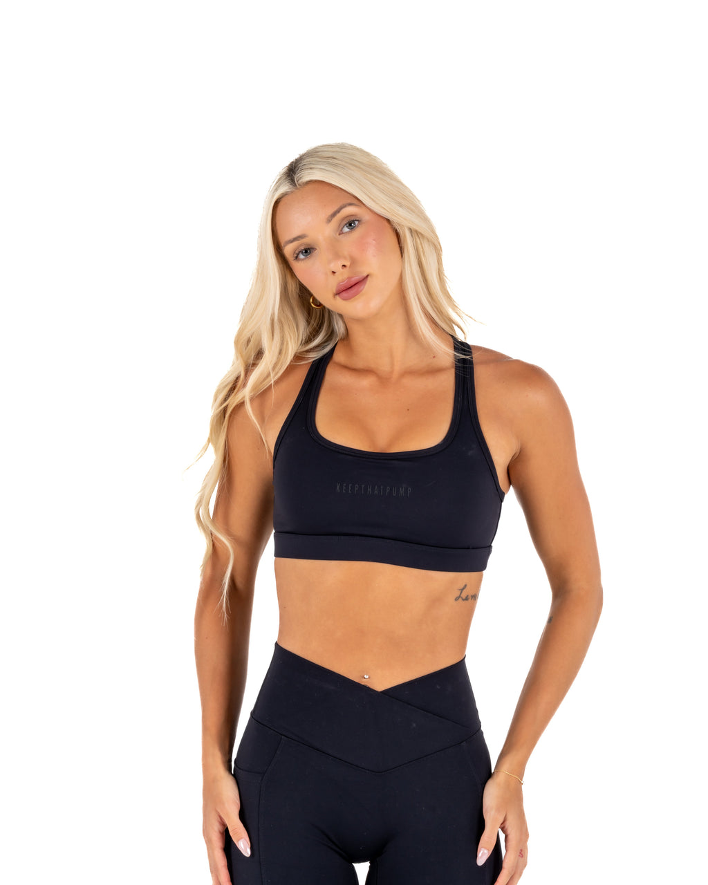 IGNITE MOMENTUM CROP - BLACK