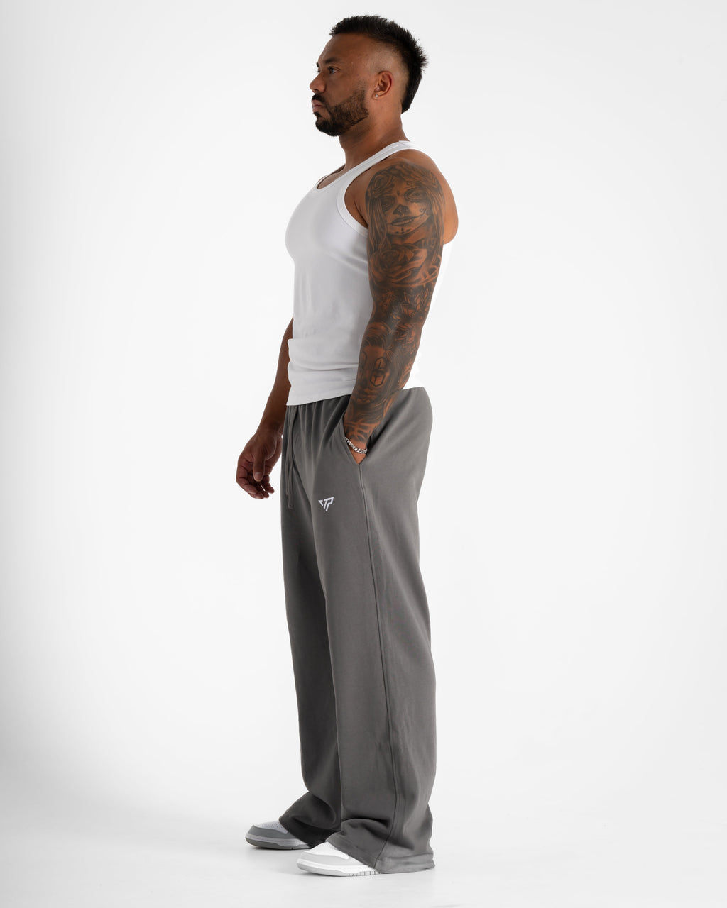 KTP STRAIGHT LEG JOGGER - DARK GREY