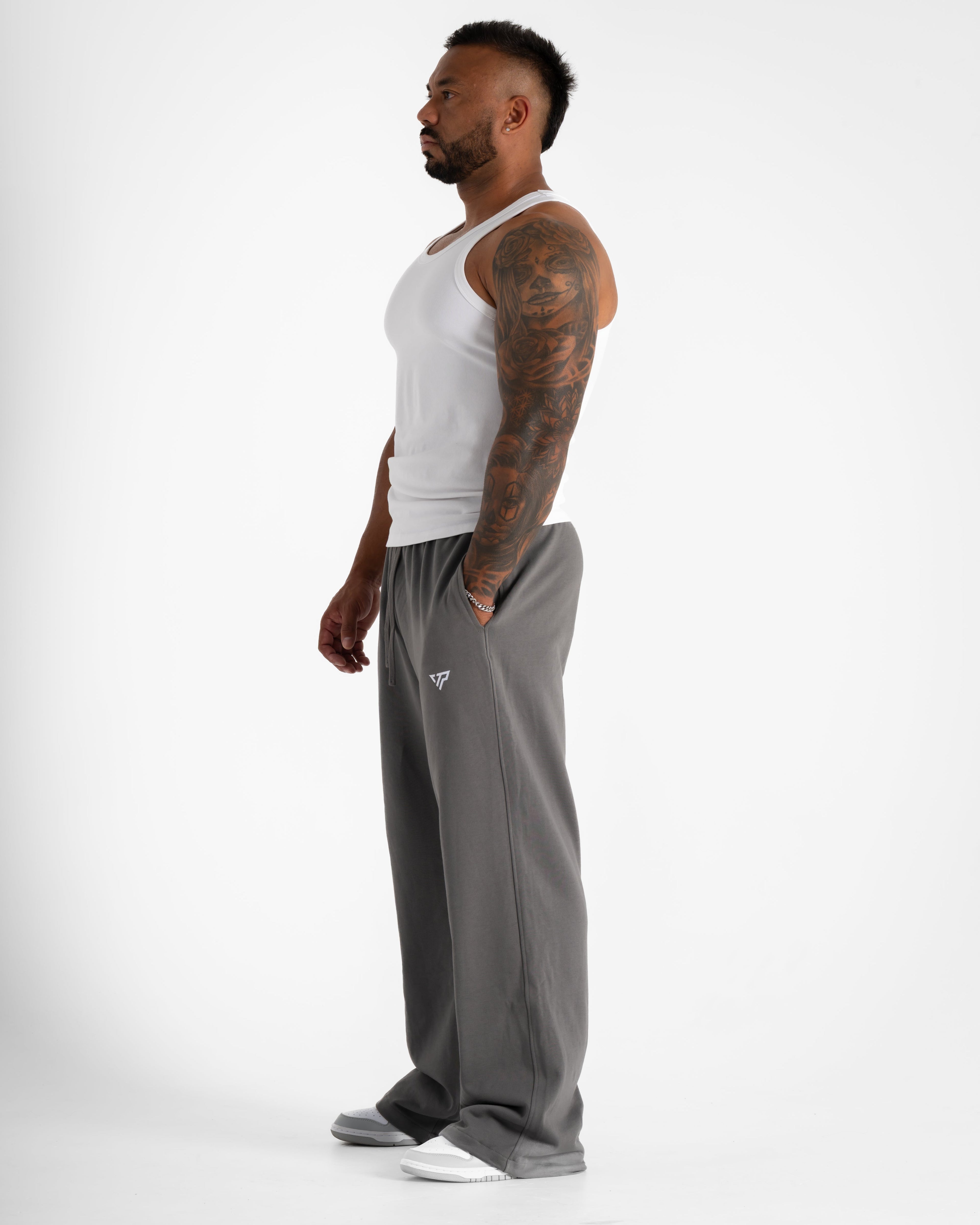 KTP STRAIGHT LEG JOGGER - DARK GREY