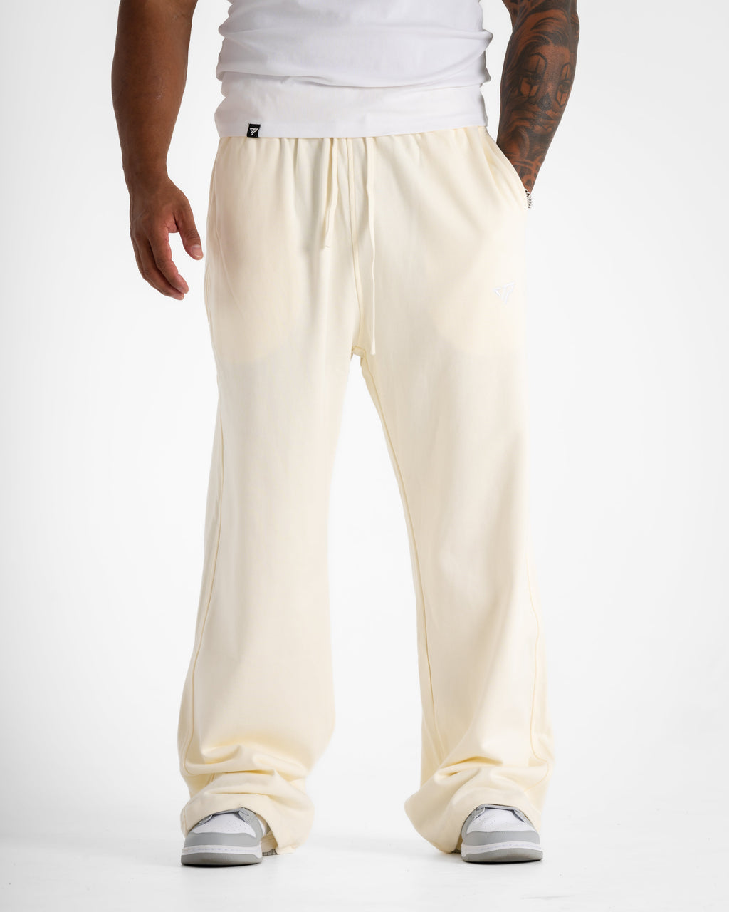 KTP STRAIGHT LEG JOGGER - IVORY
