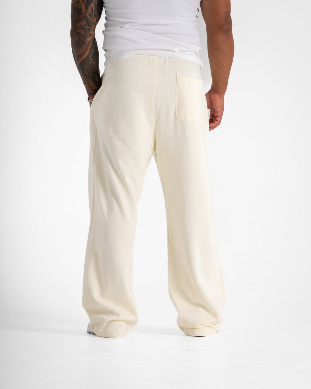 KTP STRAIGHT LEG JOGGER - IVORY