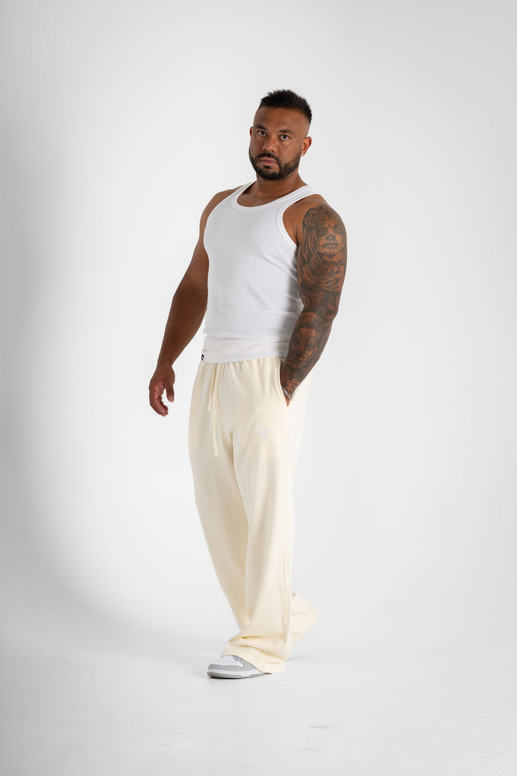KTP STRAIGHT LEG JOGGER - IVORY