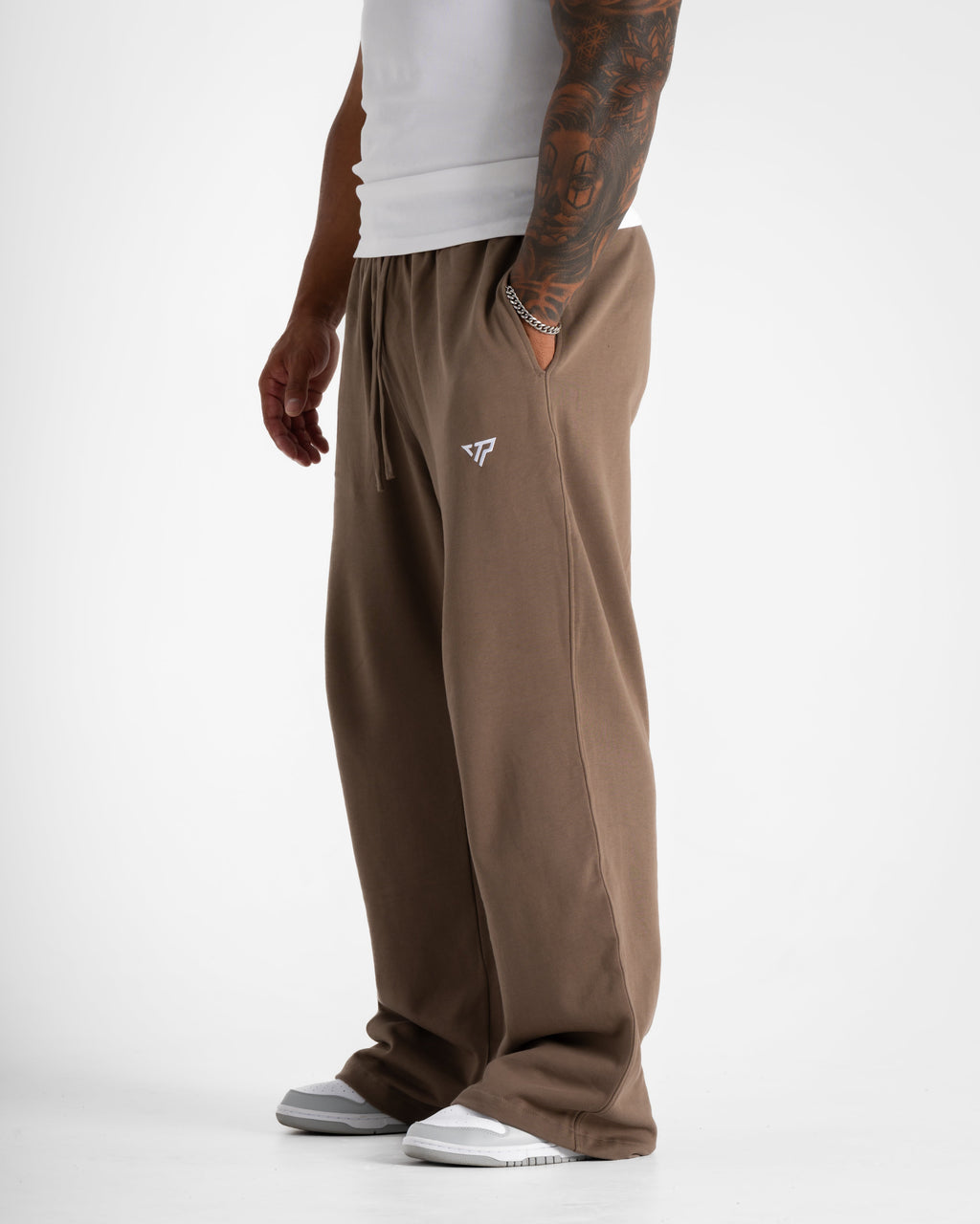 KTP STRAIGHT LEG JOGGER - BROWN