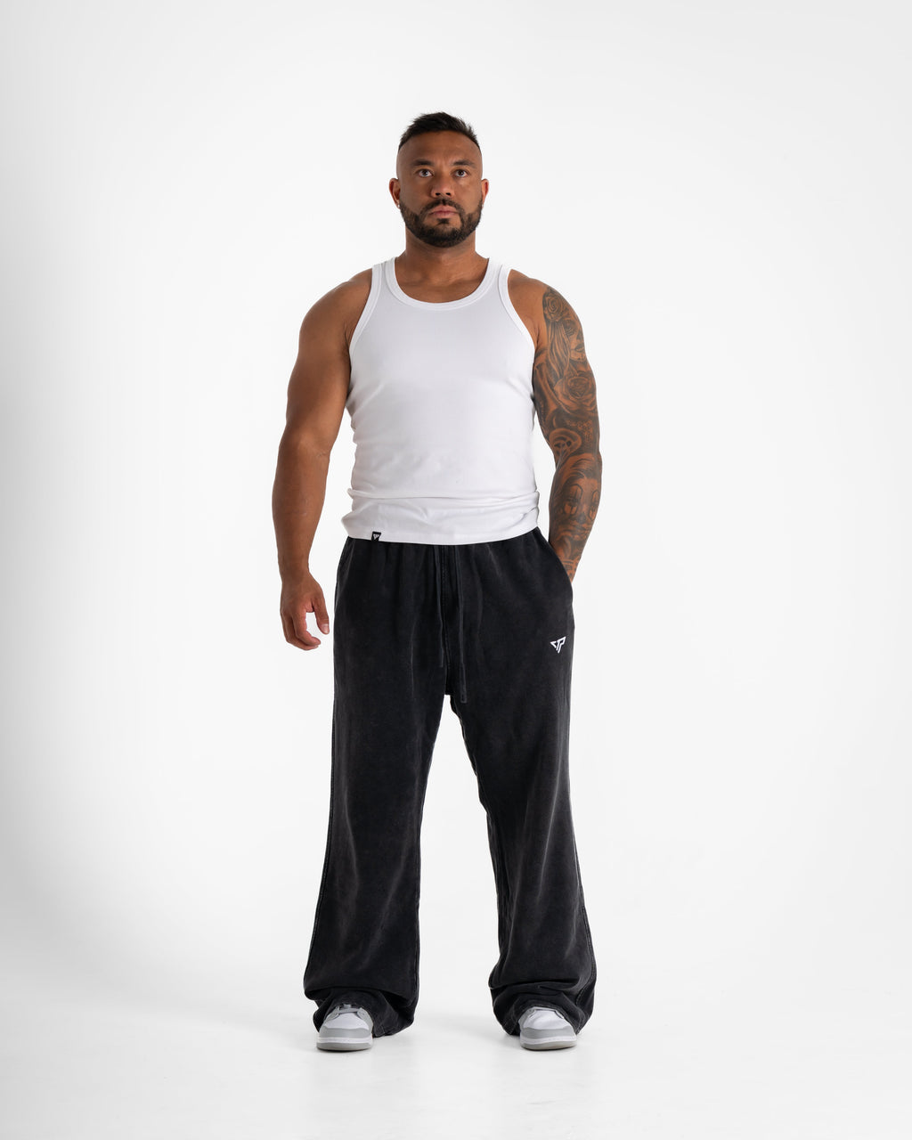 KTP STRAIGHT LEG JOGGER - BLACK