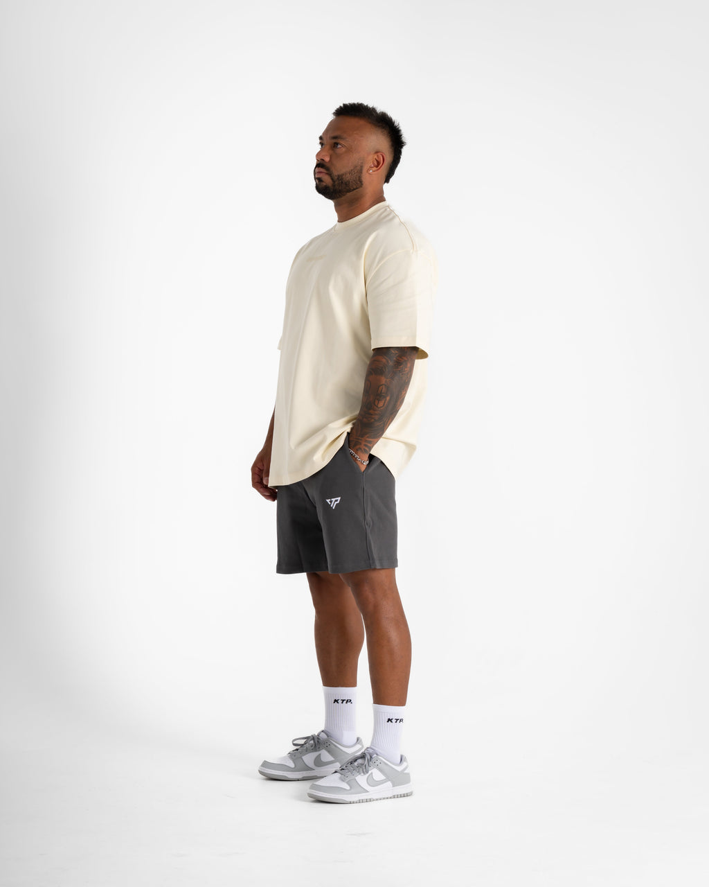PUMP SERIES 1 OVERSIZED T SHIRTS - BEIGE