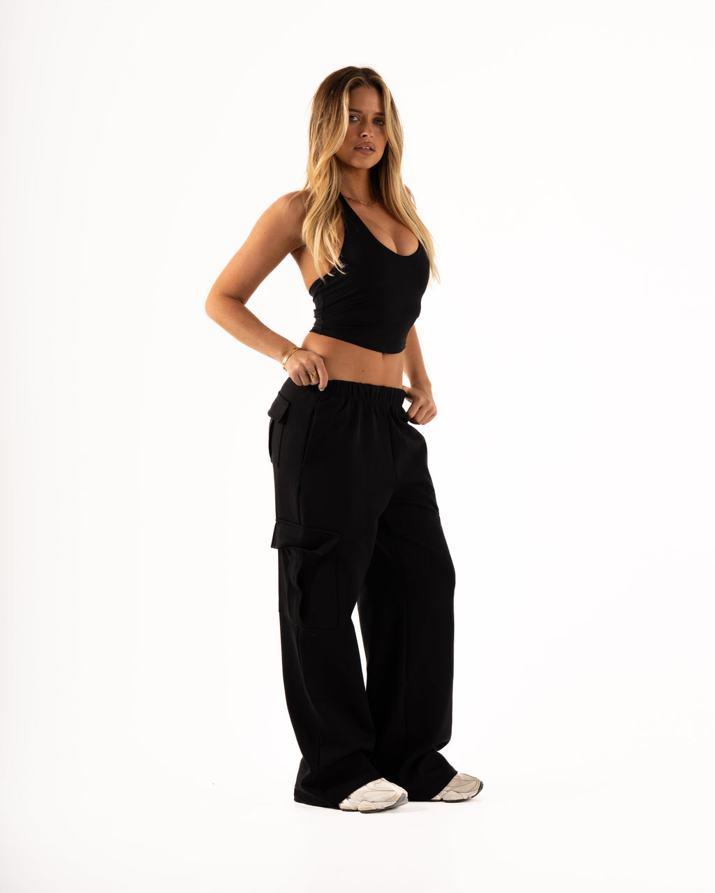 KTP WOMEN'S CARGO JOGGERS - BLACK