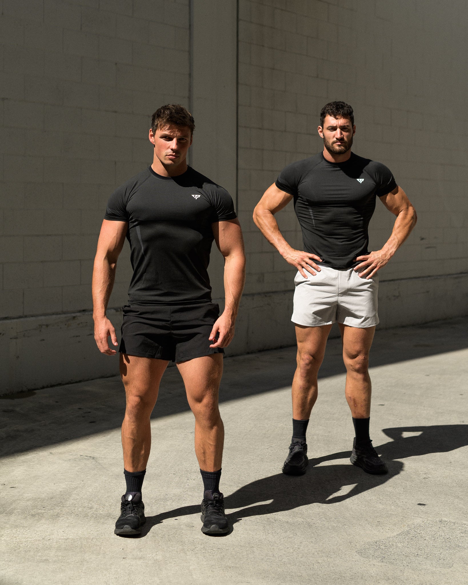 KTP MEN'S FLEXFIT TEE - BLACK