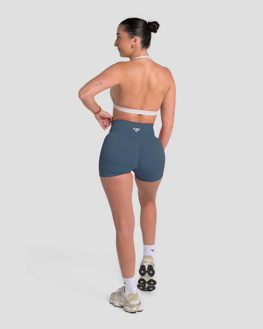 RECOIL HIGH WAIST SCRUNCH SHORTS - BLUE TEAL