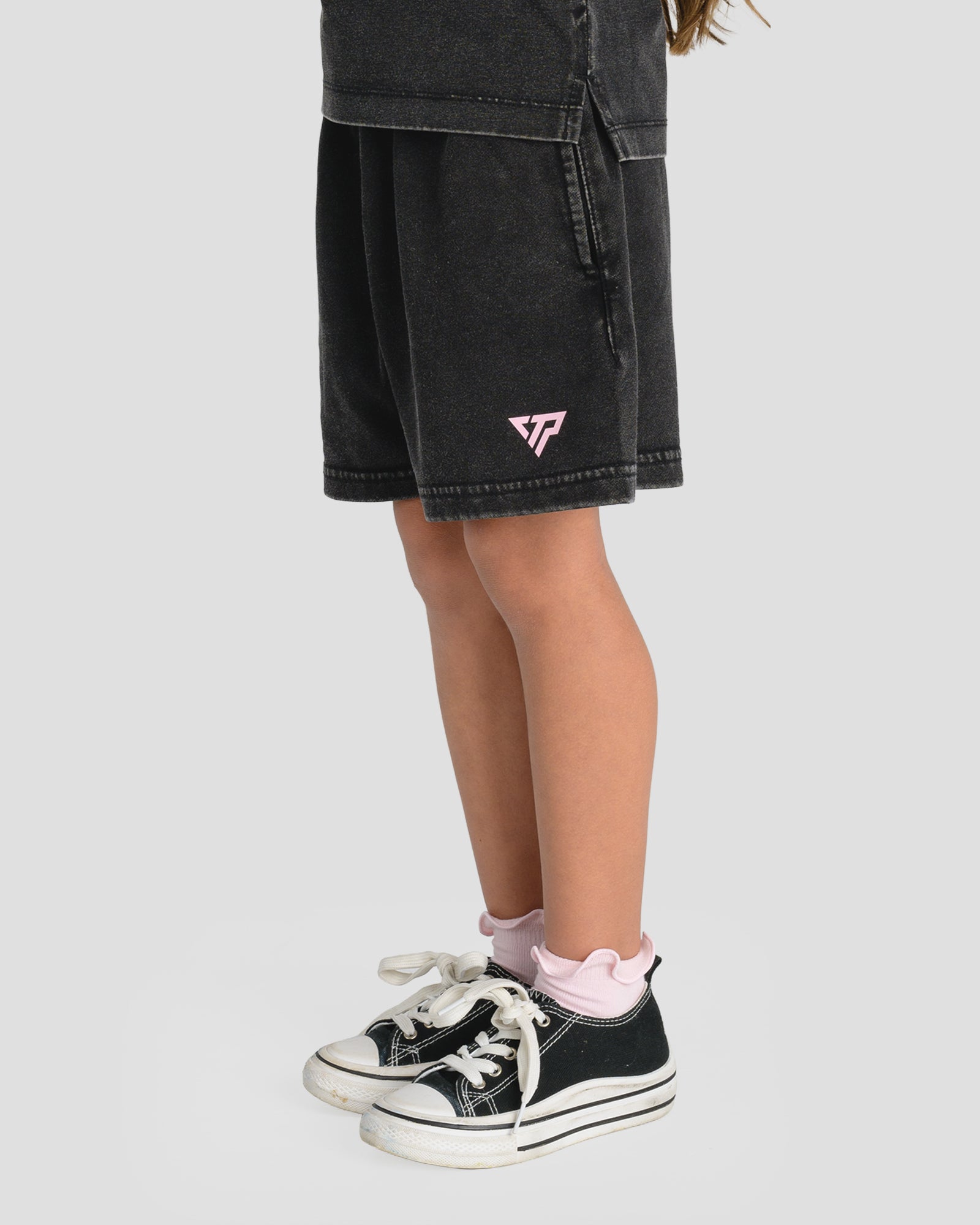 KIDS CASUAL SHORTS - BABY PINK