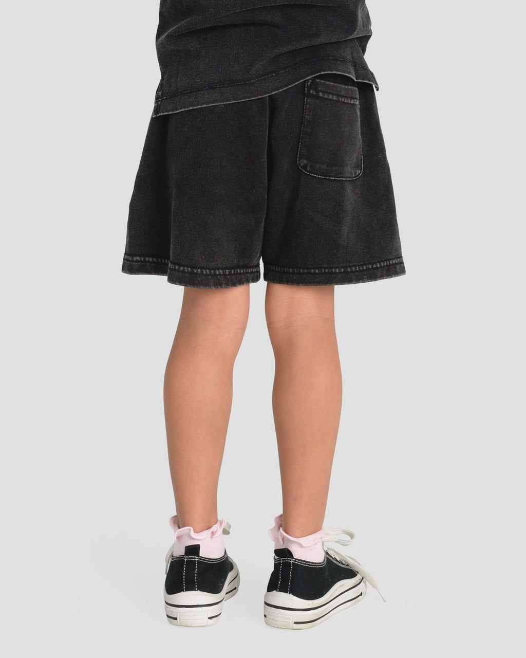 KIDS CASUAL SHORTS - BABY PINK