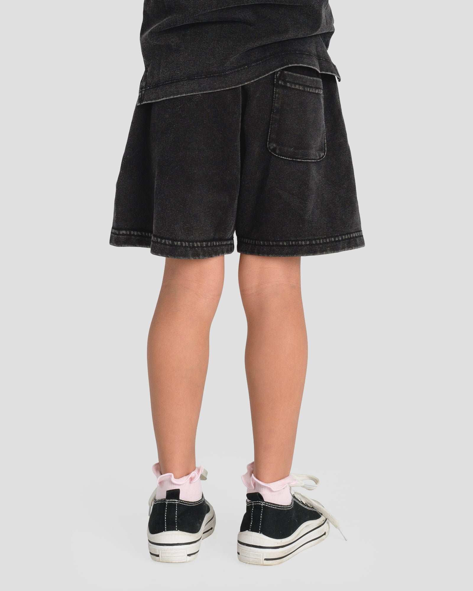 KIDS CASUAL SHORTS - BABY PINK