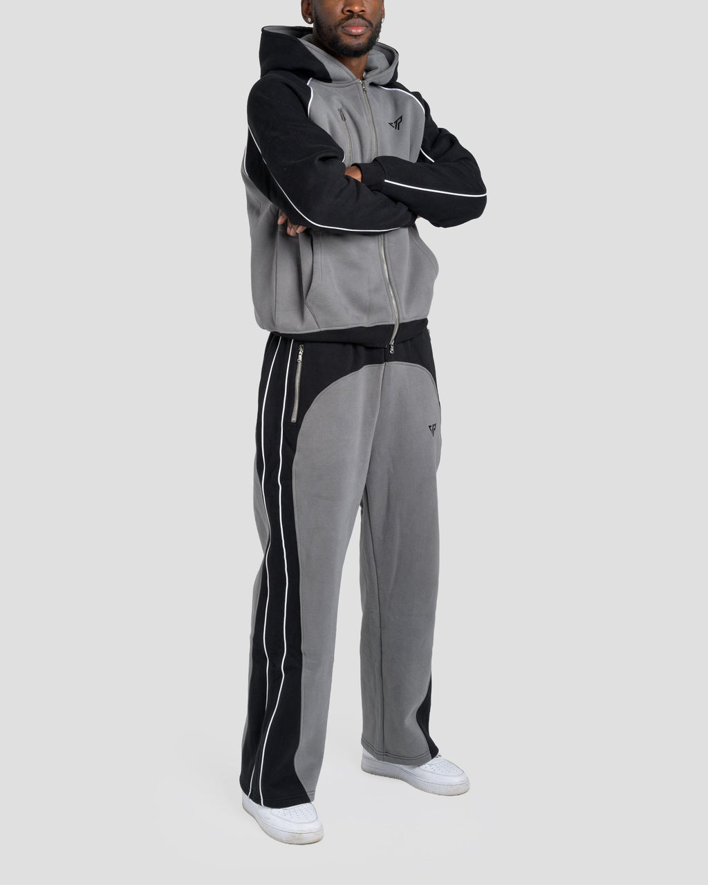 SUPERIOR TRACKPANTS - BLACK/GREY
