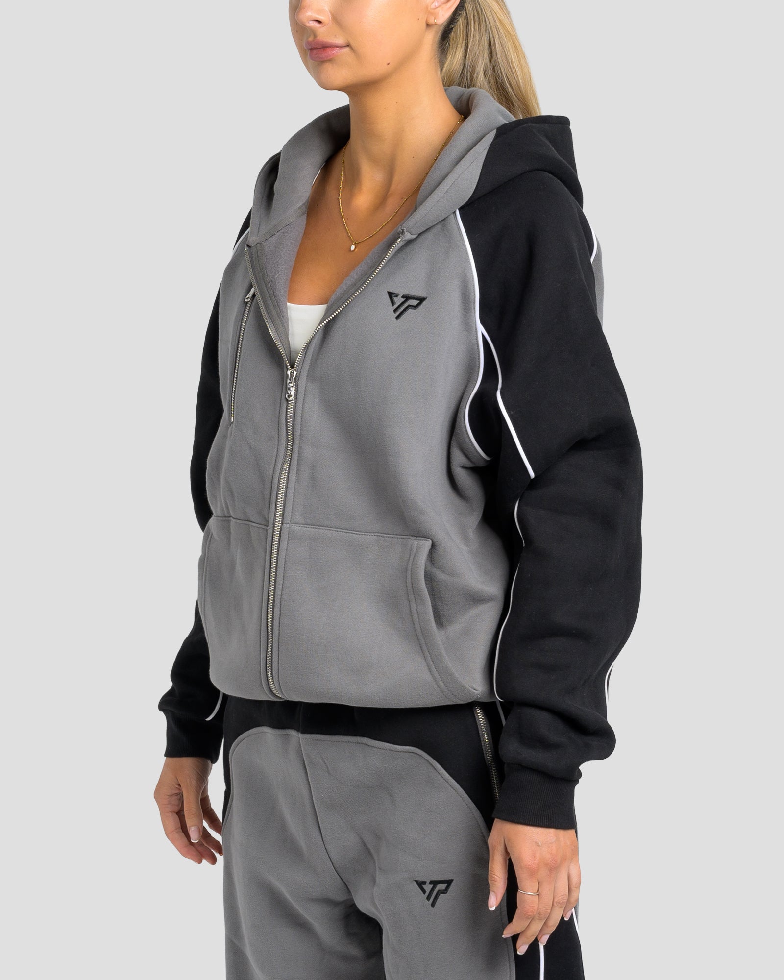 SUPERIOR ZIP JACKET - BLACK/GREY