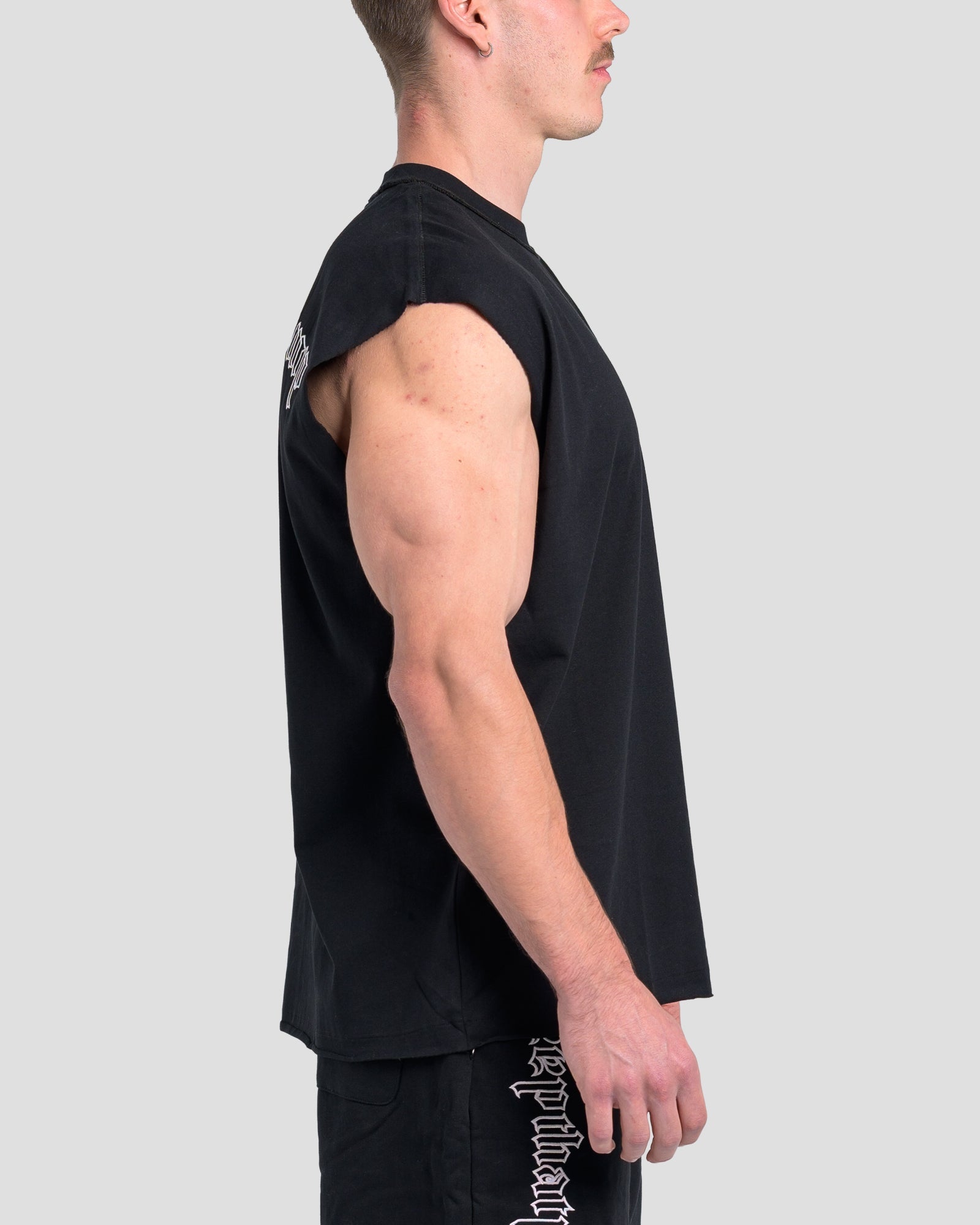 TONINO CROPPED TANK - BLACK